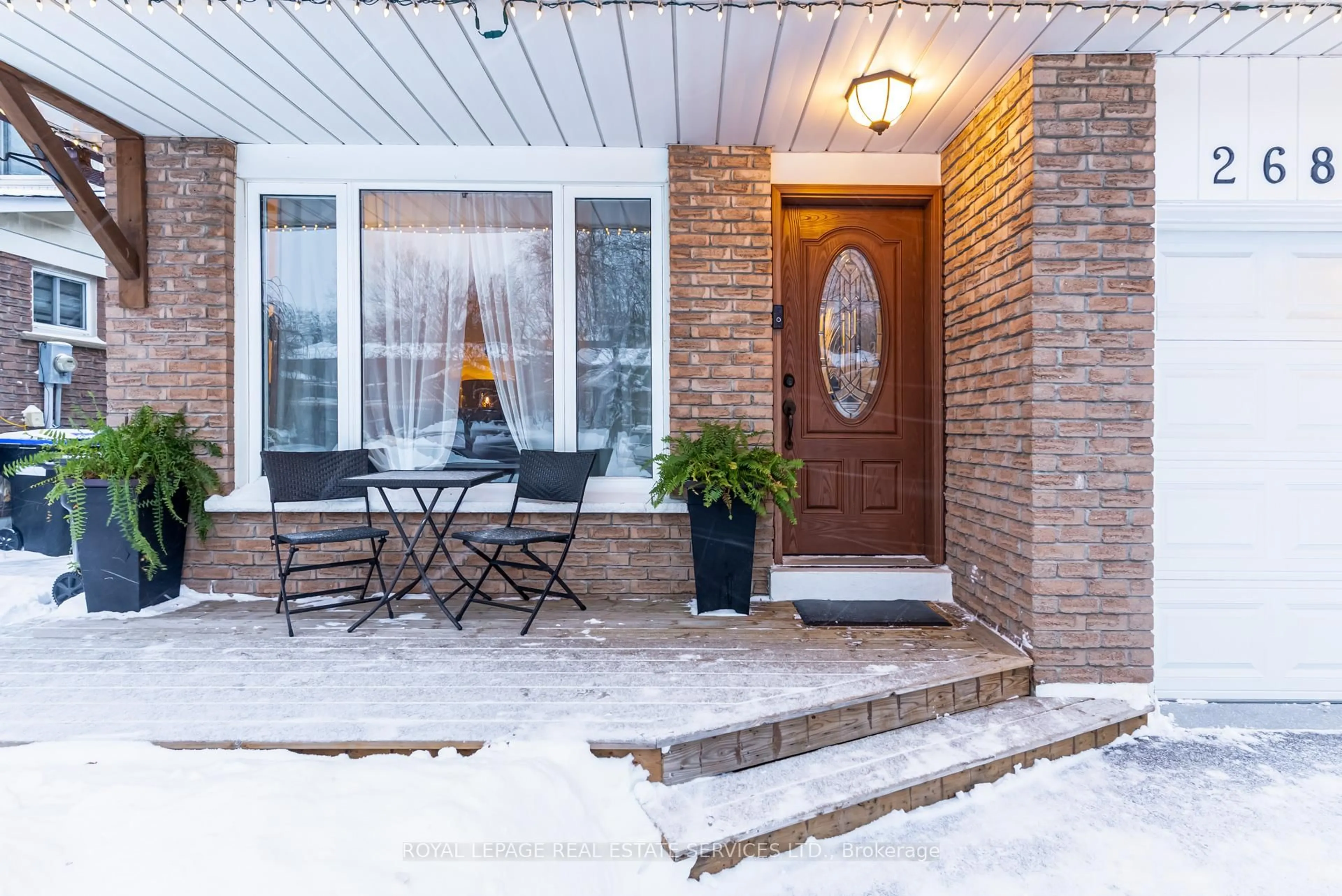 Indoor entryway for 268 Britannia Ave, Bradford West Gwillimbury Ontario L3Z 1A7