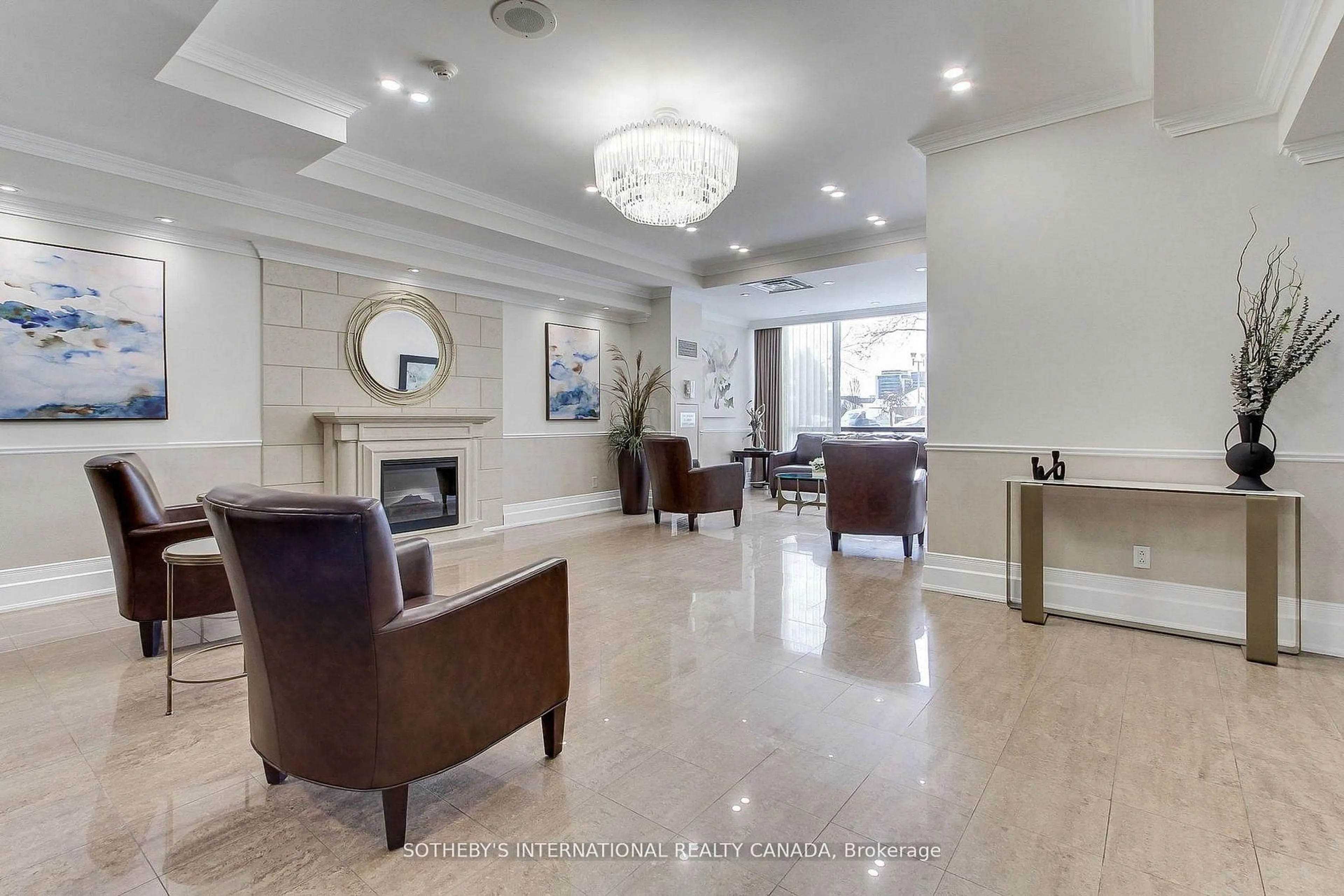 Lobby for 40 Harding Blvd #301, Richmond Hill Ontario L4C 9S5