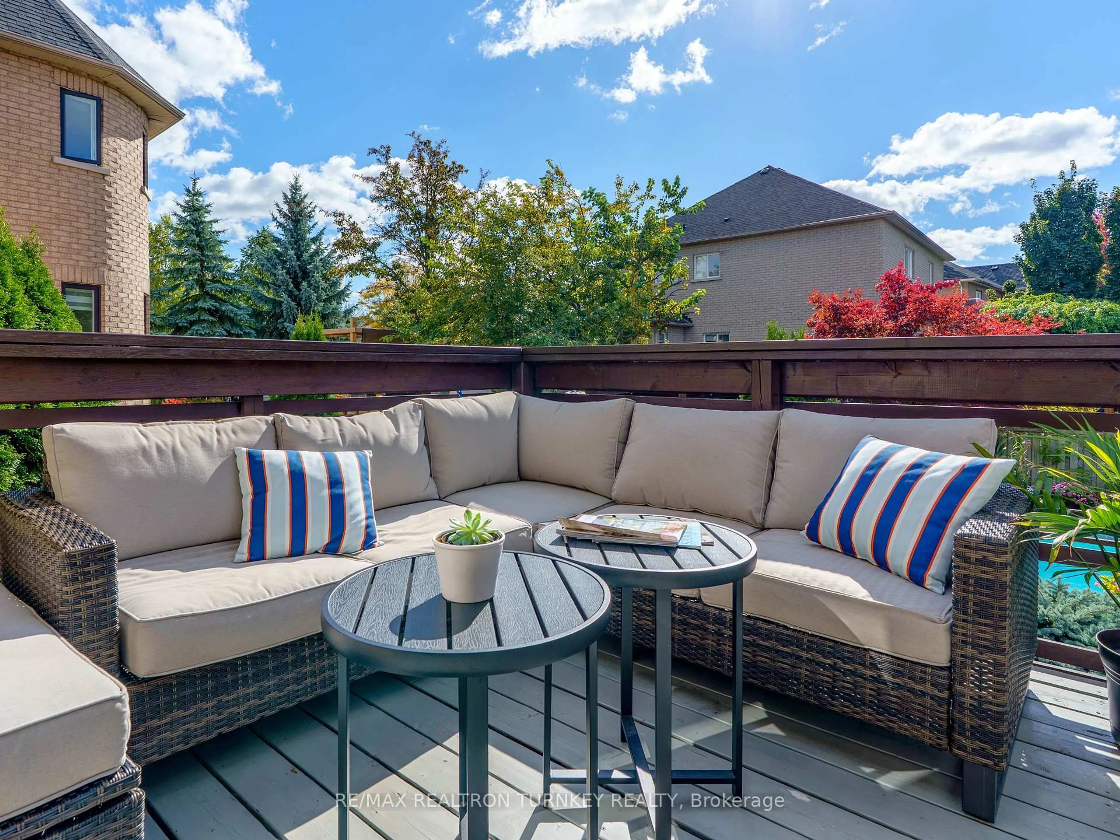 Patio, mountain view for 668 Foxcroft Blvd, Newmarket Ontario L3X 1N3