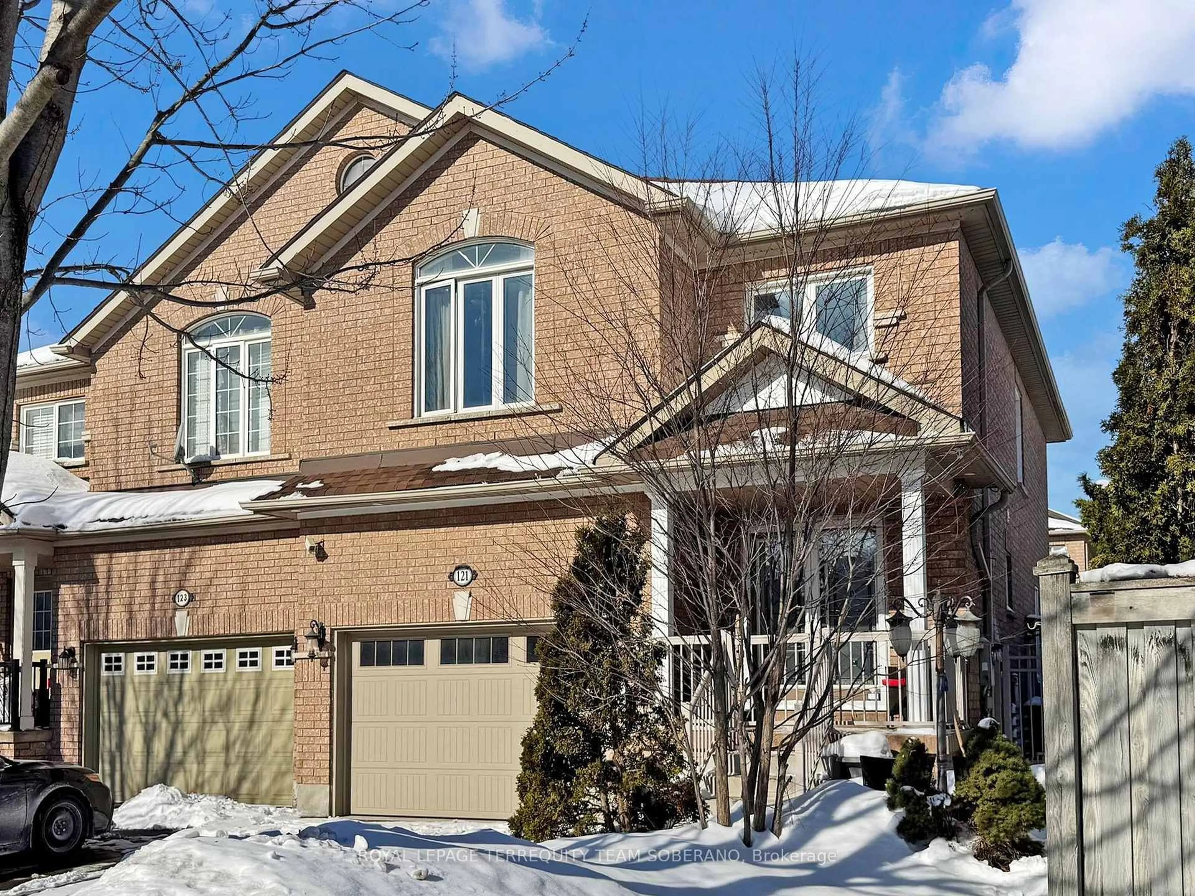 Home with brick exterior material, street for 121 Adventure Cres, Vaughan Ontario L6A 3J1