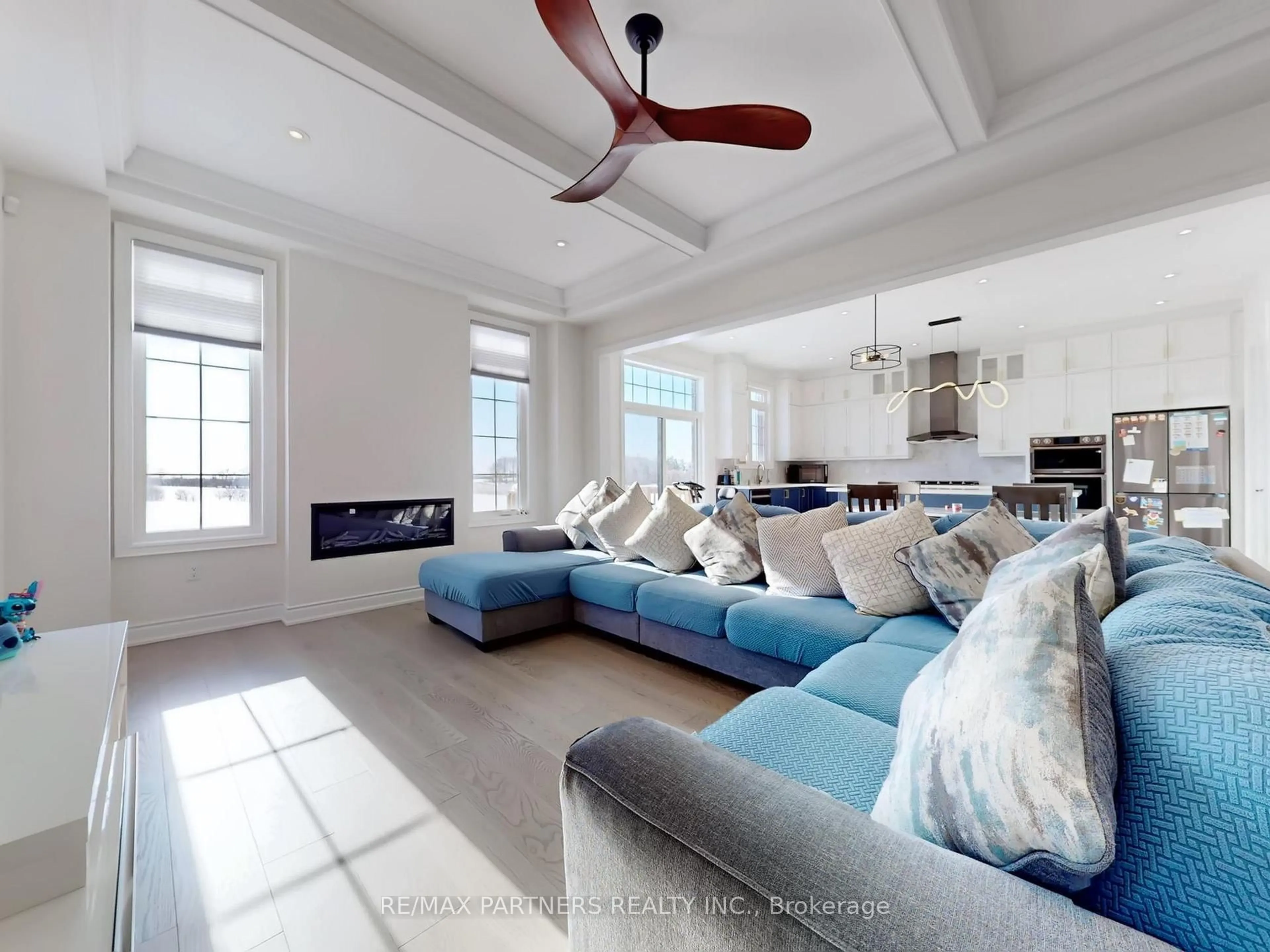 Living room with furniture, unknown for 278 Boundary Blvd, Whitchurch-Stouffville Ontario L4A 5B2