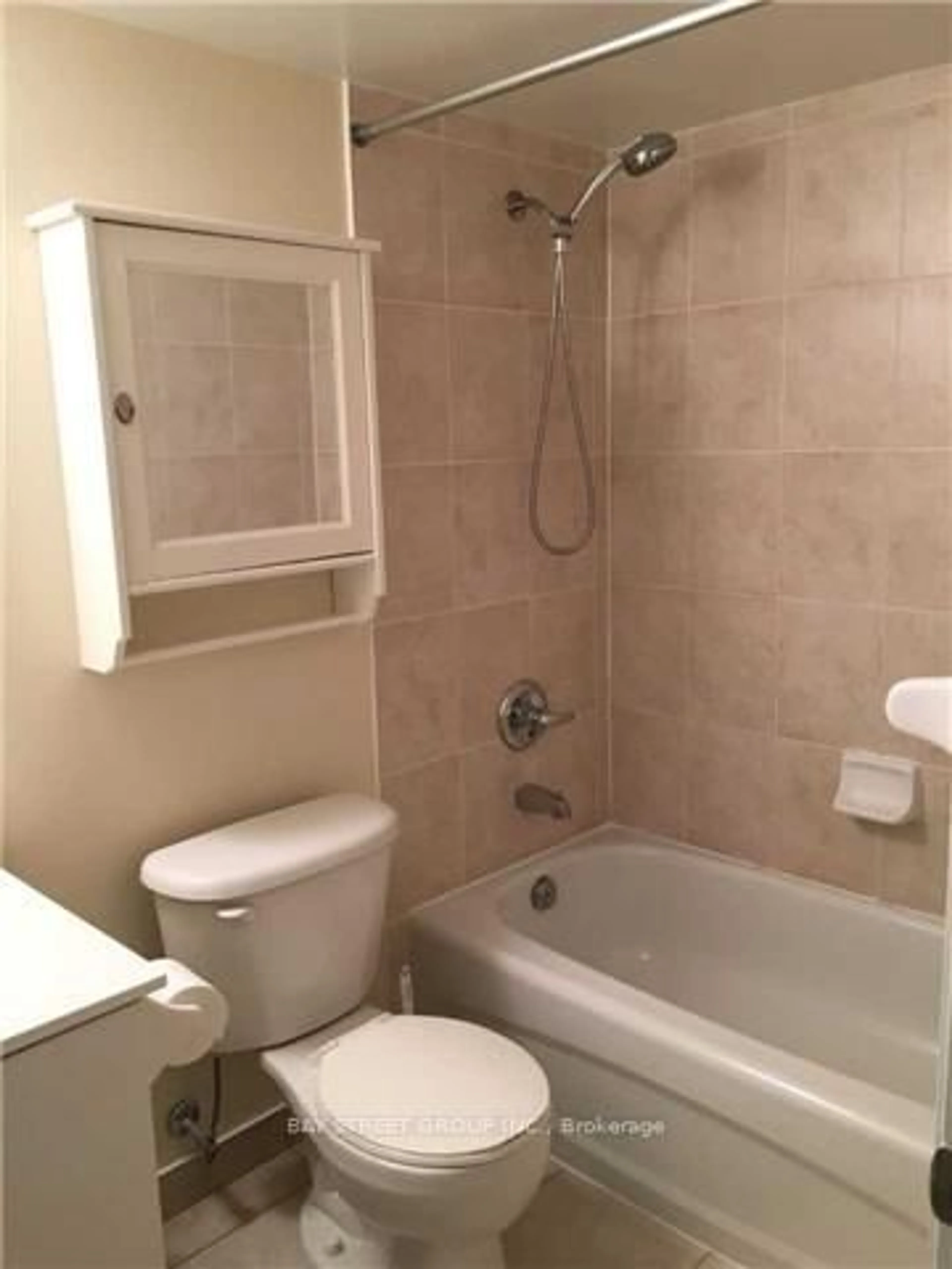 Standard bathroom, ceramic/tile floor for 30 Clegg Rd #708, Markham Ontario L6G 0B4