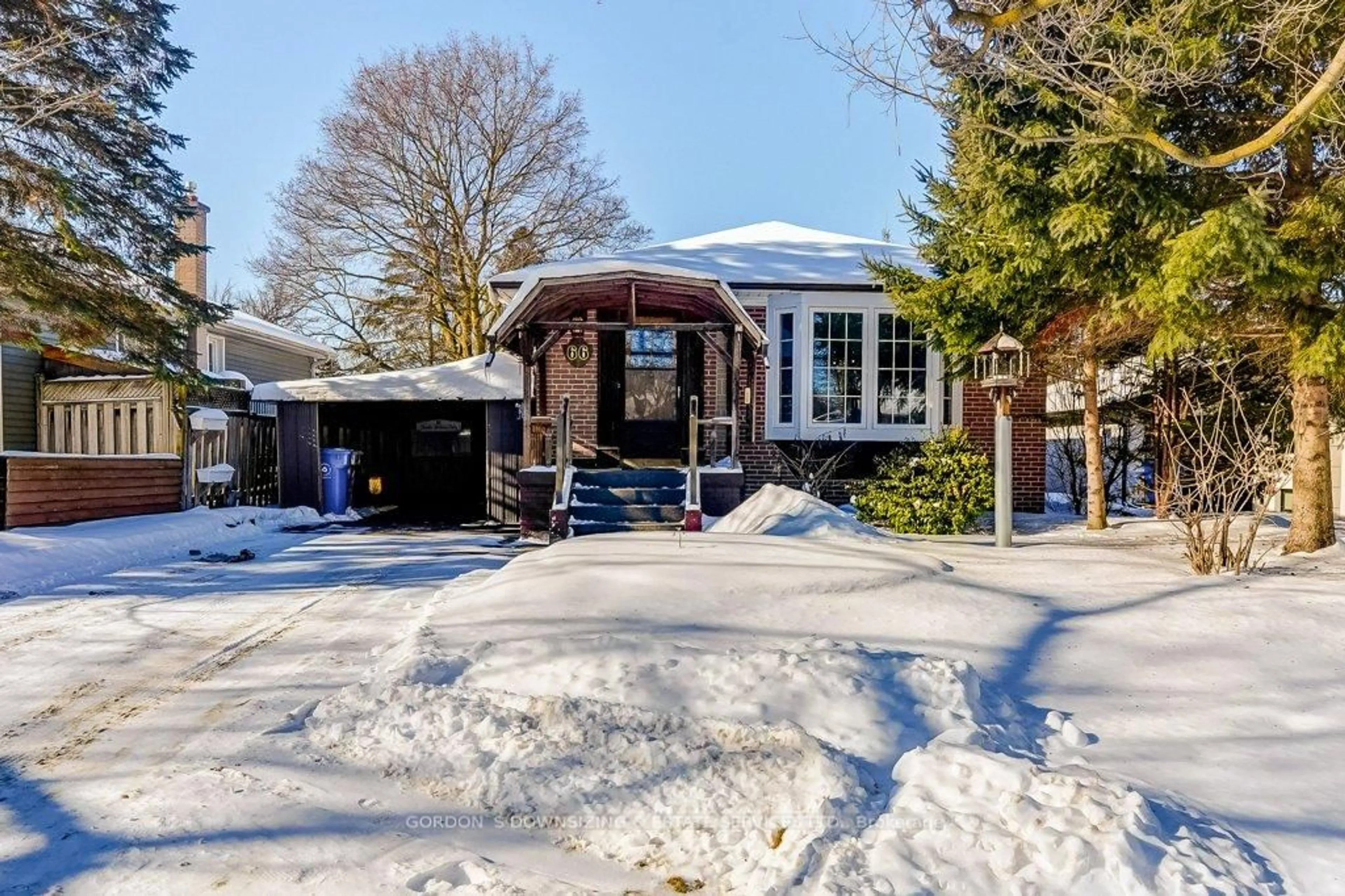 Home with brick exterior material, street for 66 Lundy's Lane, Newmarket Ontario L3Y 3R8