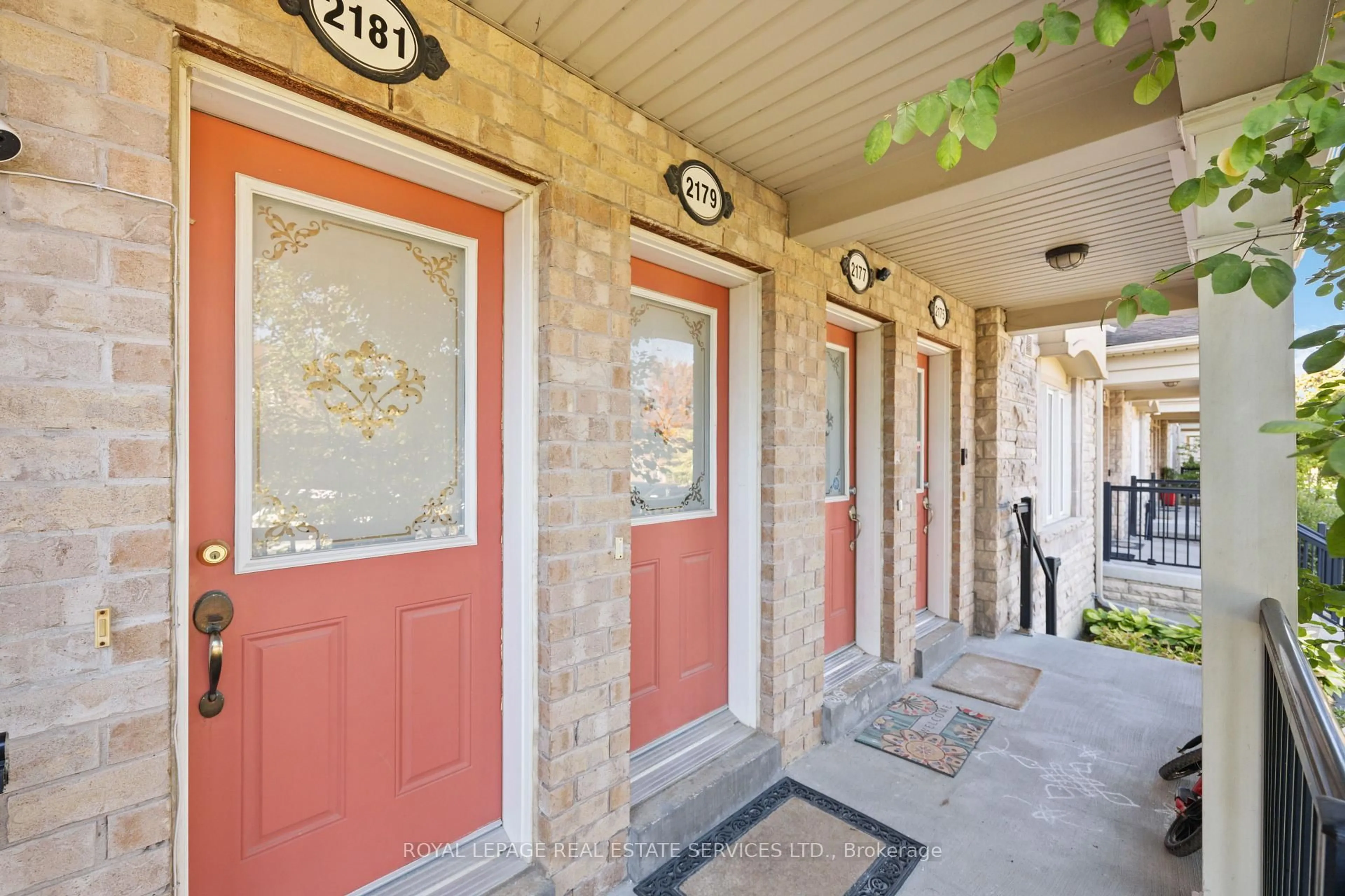 Indoor entryway for 2179 Bur Oak Ave, Markham Ontario L6E 0C4
