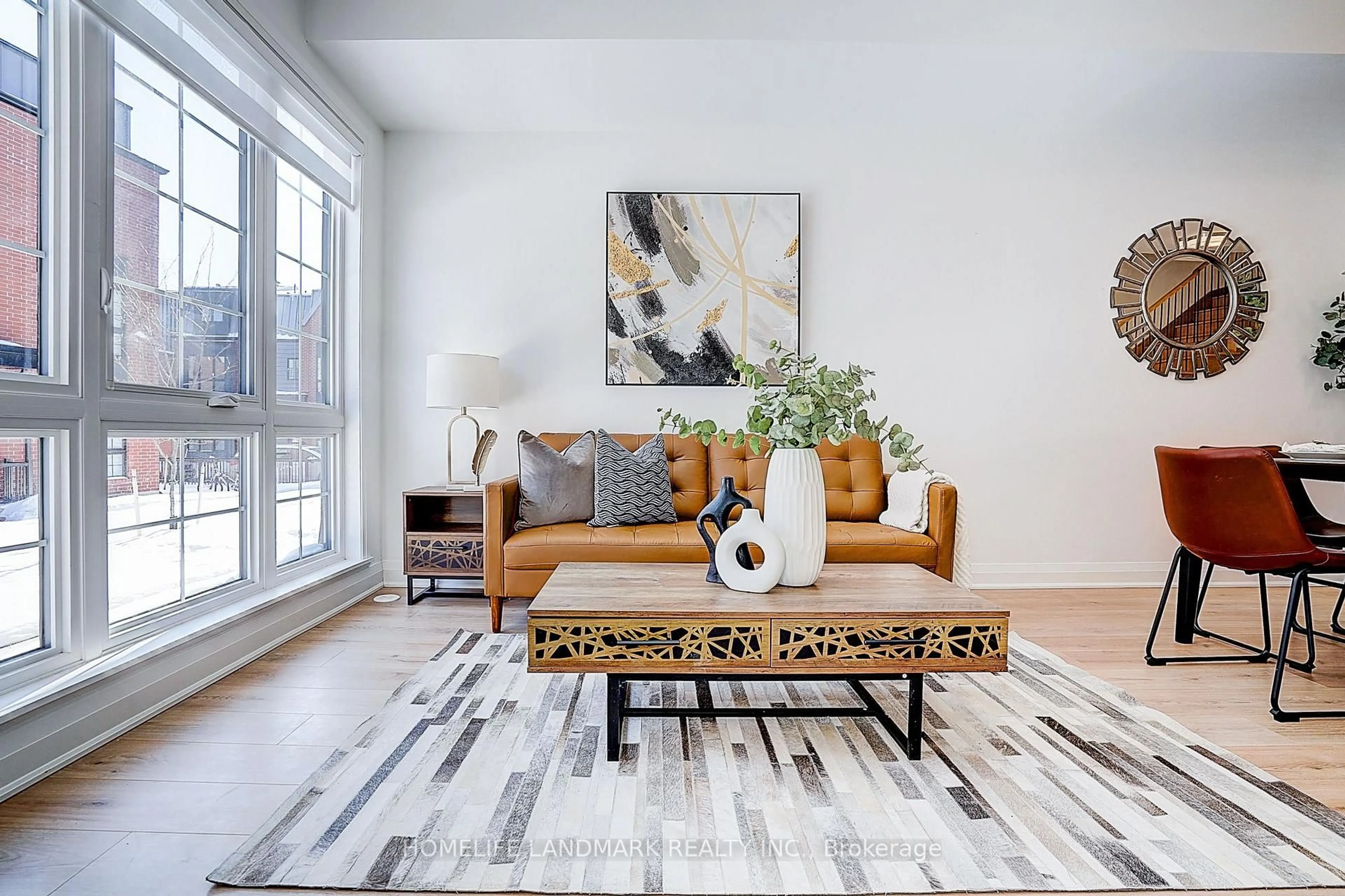 Living room with furniture, unknown for 20 Burleigh Mews, Vaughan Ontario L4J 8A2