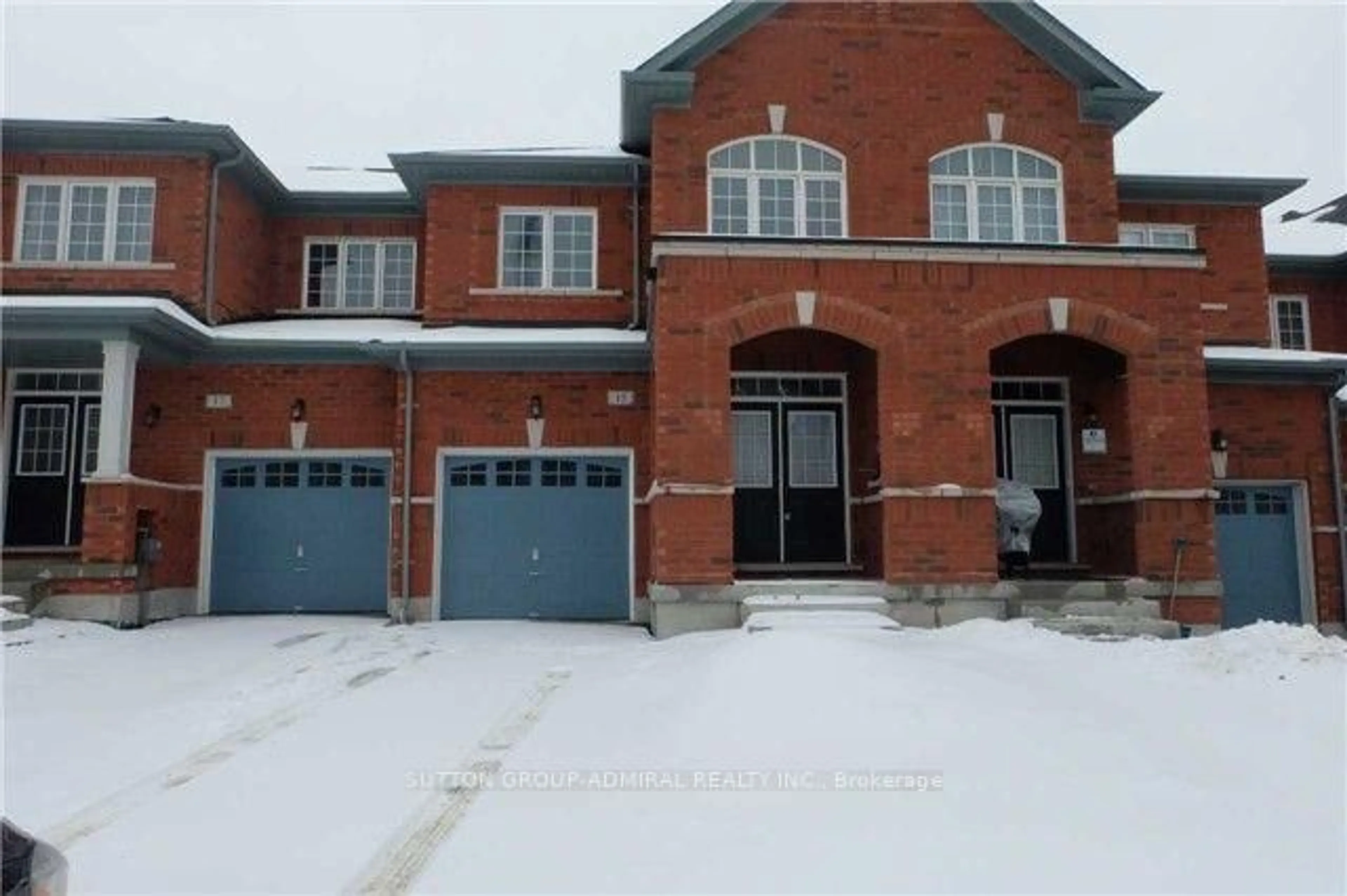Home with brick exterior material, street for 17 Gower Dr, Aurora Ontario L4G 0V9