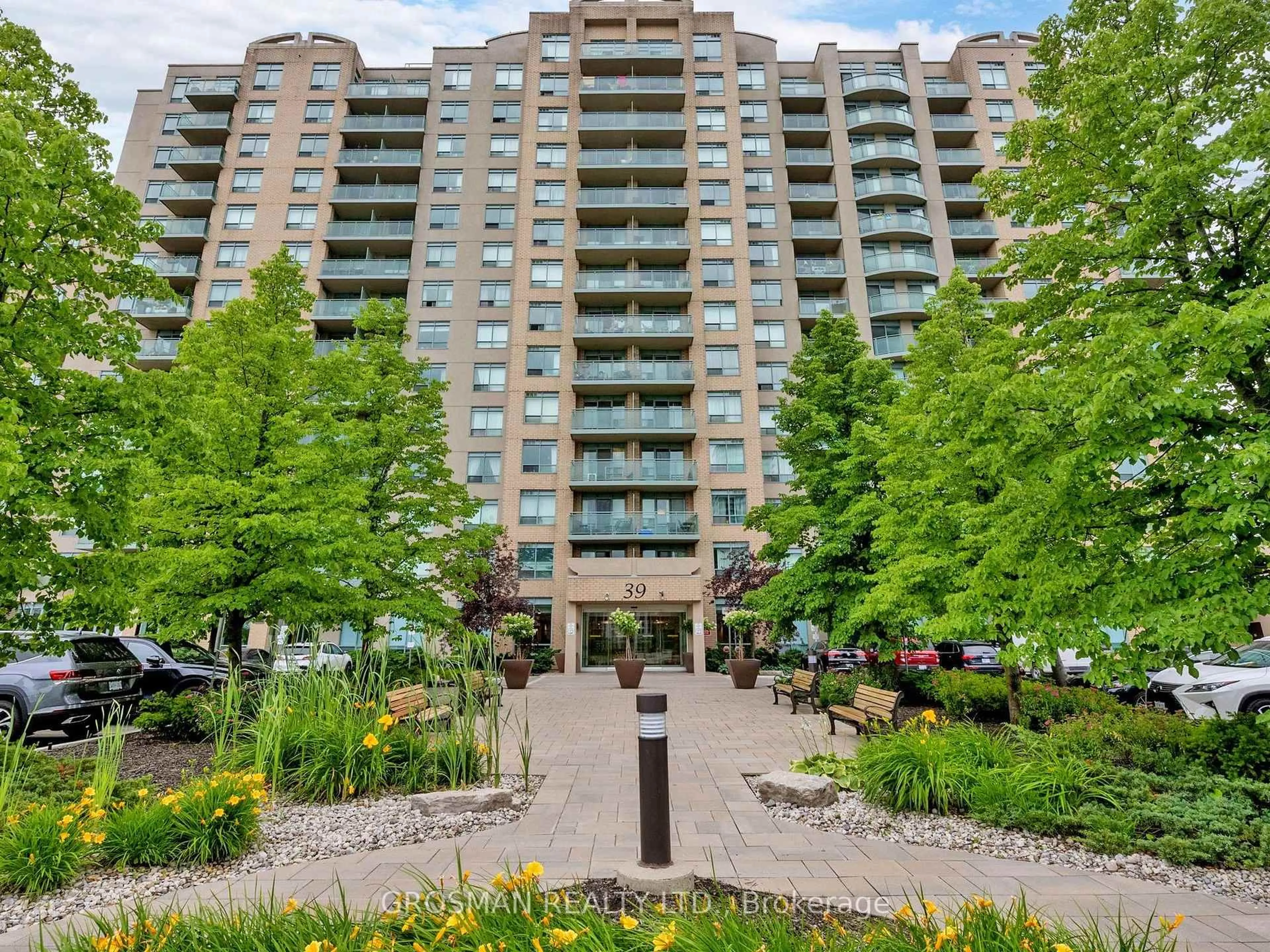 Unknown for 39 Oneida Cres #721, Richmond Hill Ontario L4B 4T9