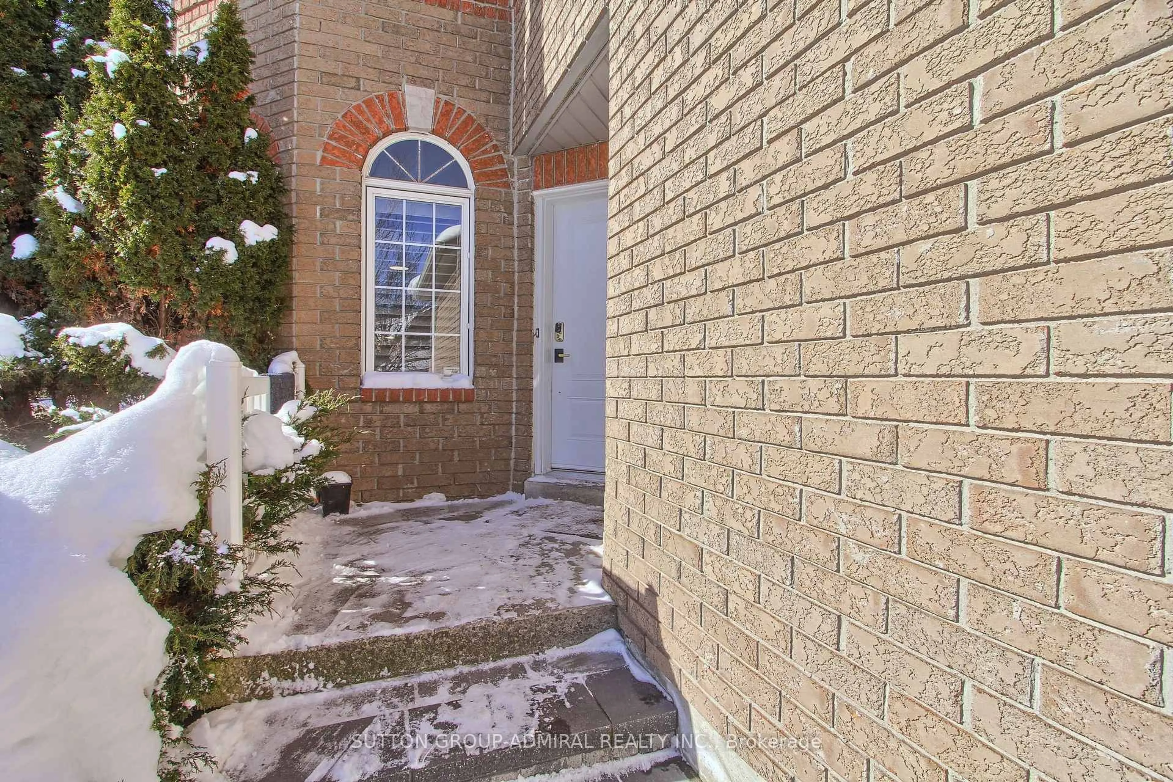 Unknown for 87 Stemmle Dr, Aurora Ontario L4G 6N4