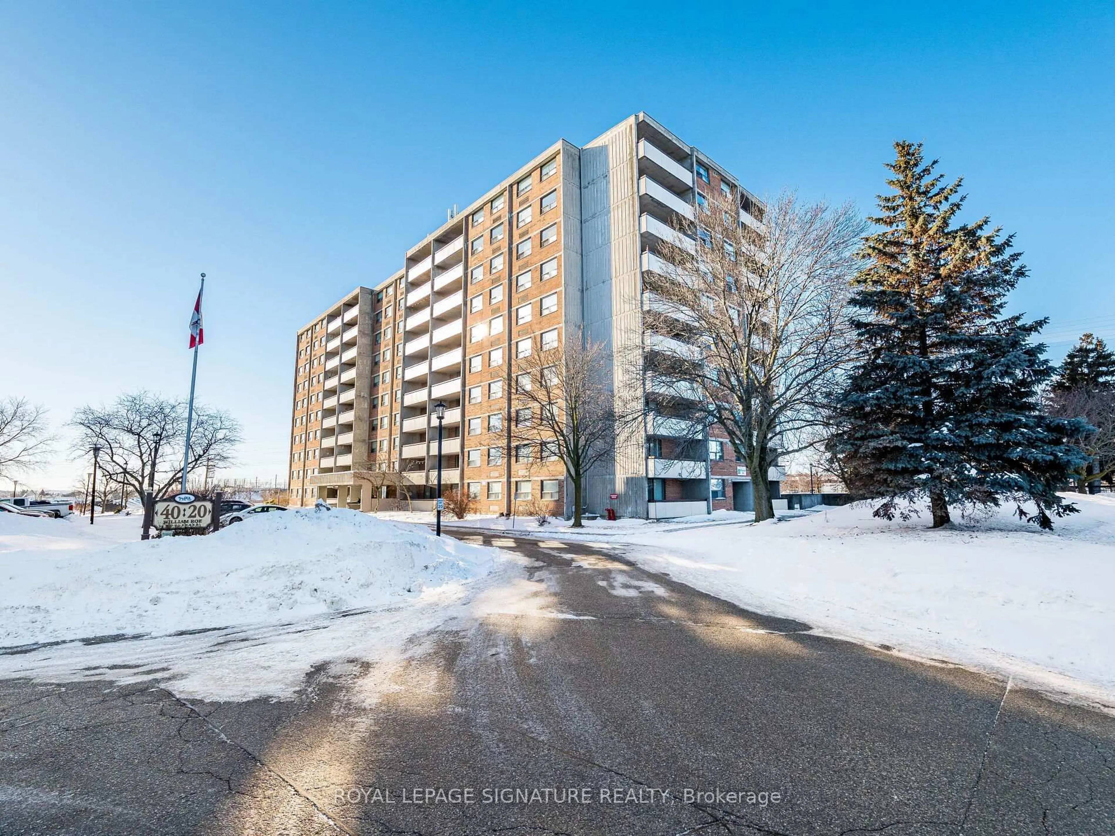 Unknown for 20 William Roe Blvd #308, Newmarket Ontario L3Y 5V6
