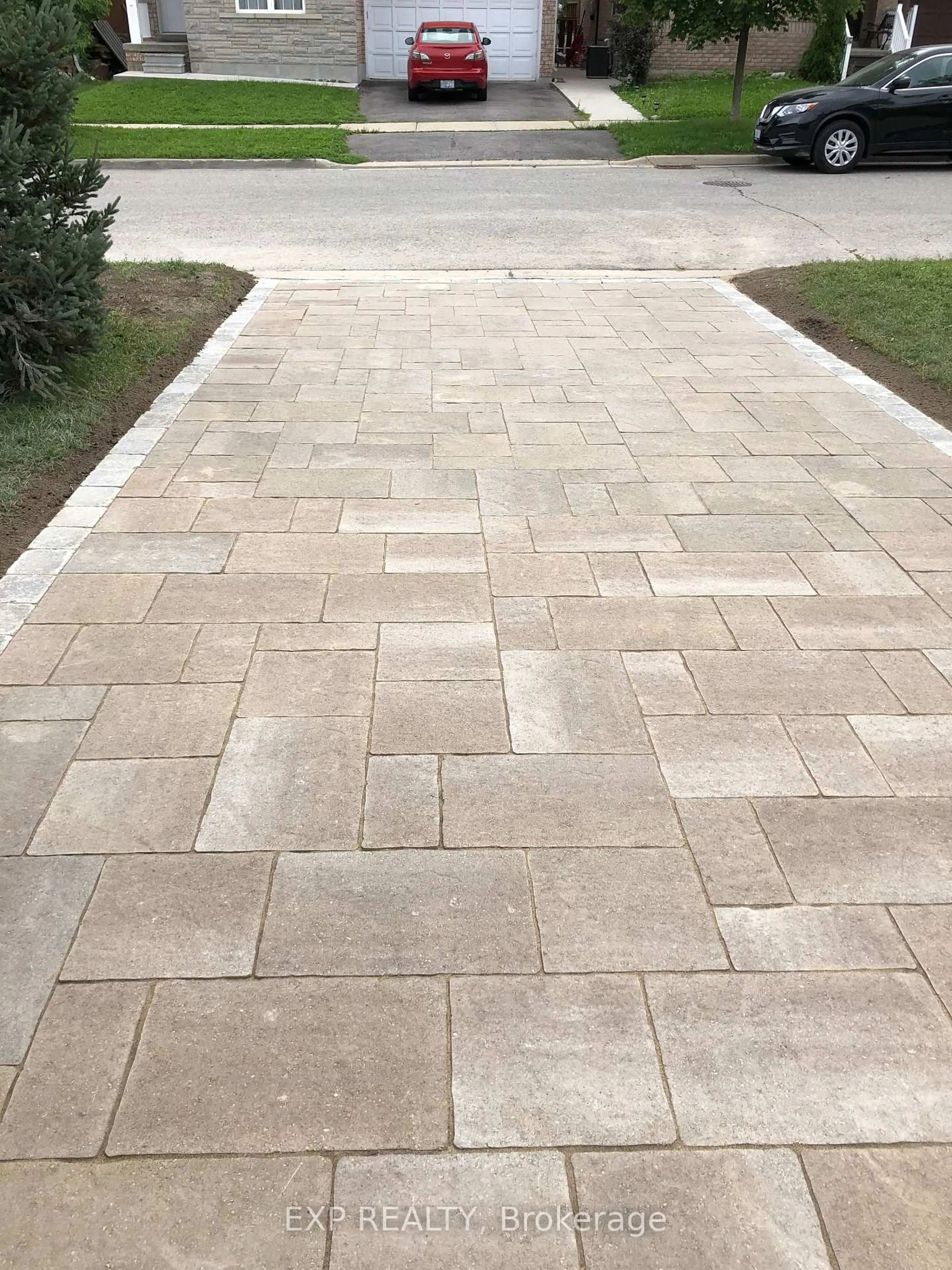 Patio, street for 1202 Andrade Lane, Innisfil Ontario L9S 4X6