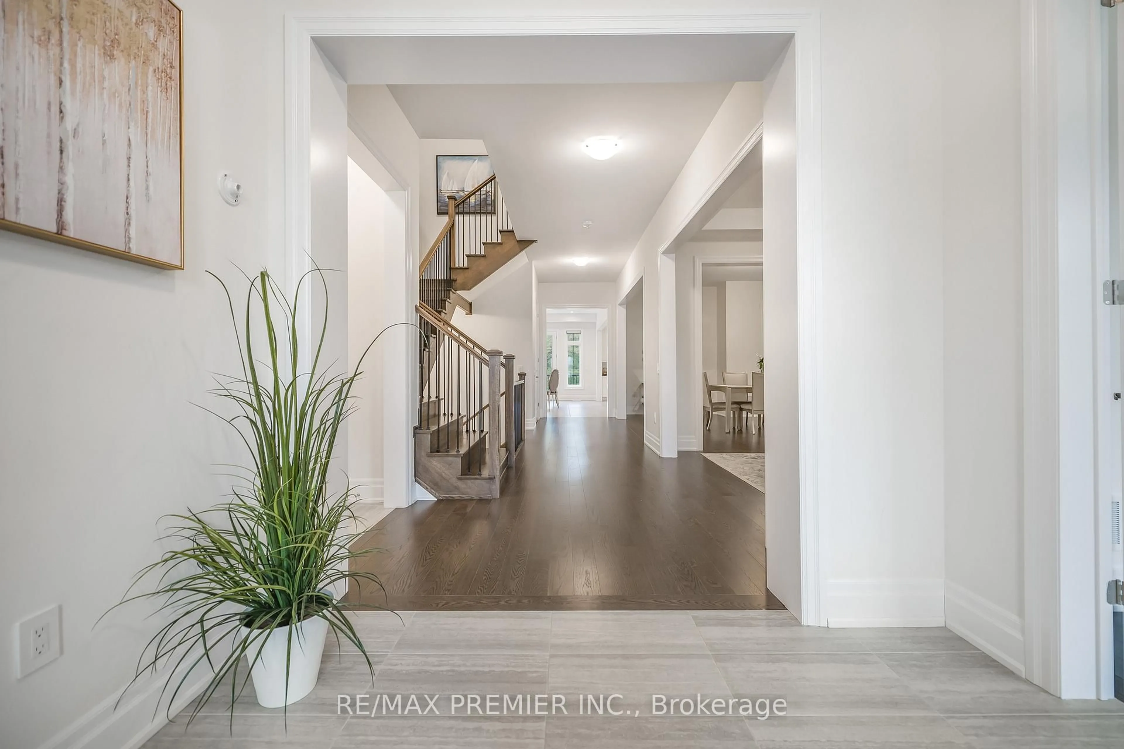 Unknown for 30 Enclave Crt, Vaughan Ontario L4H 4V9