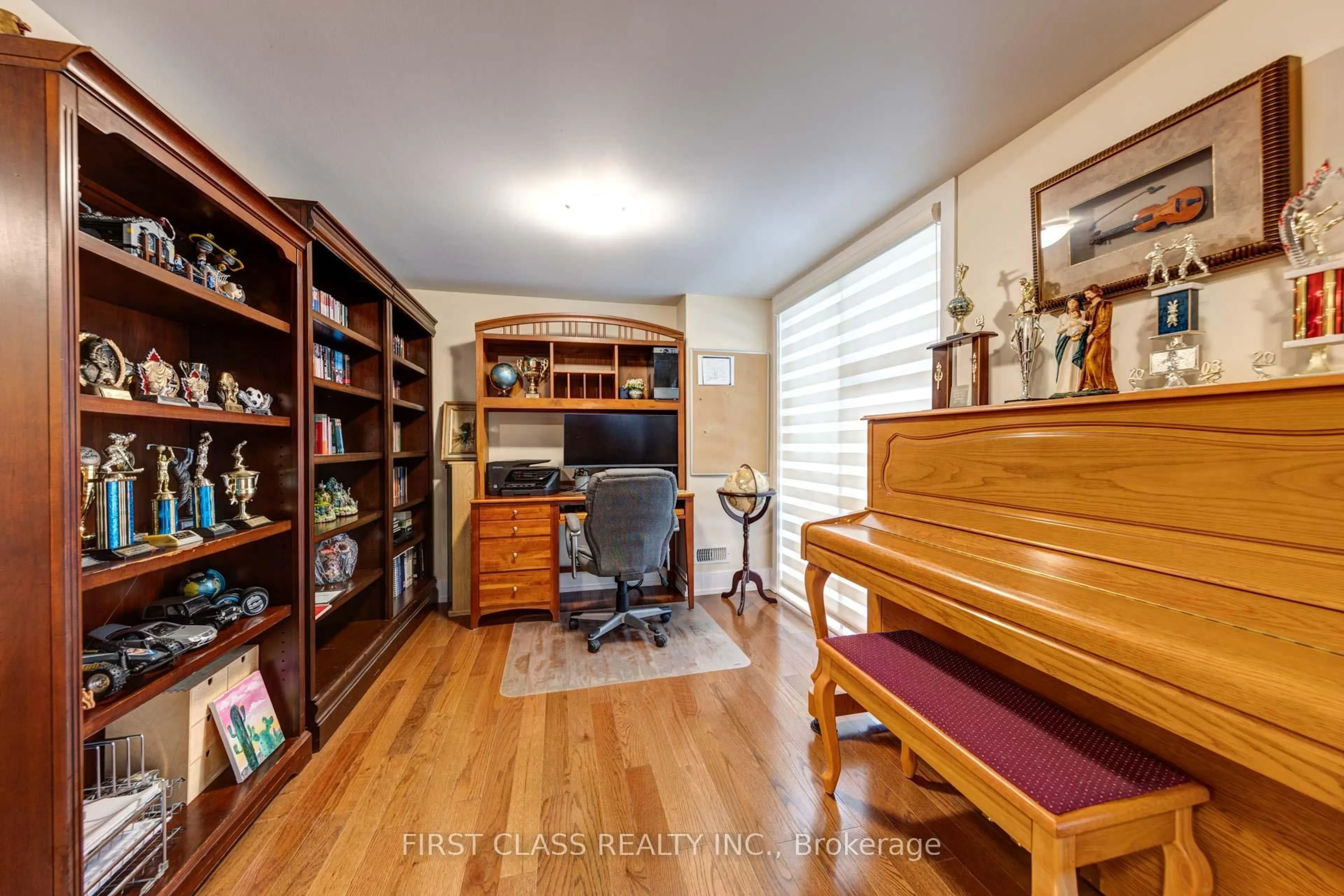 Unknown for 4 Allerton Rd, Vaughan Ontario L4J 0K1