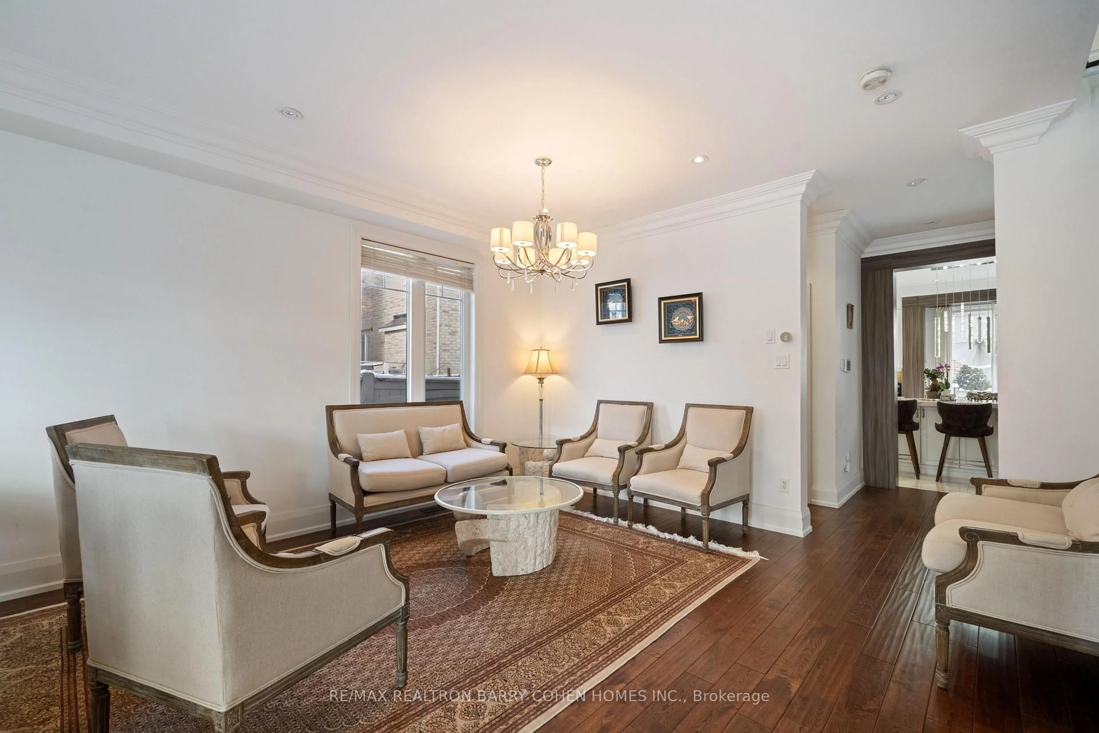 Living room with furniture, unknown for 17 Lourakis St, Richmond Hill Ontario L4E 0J5