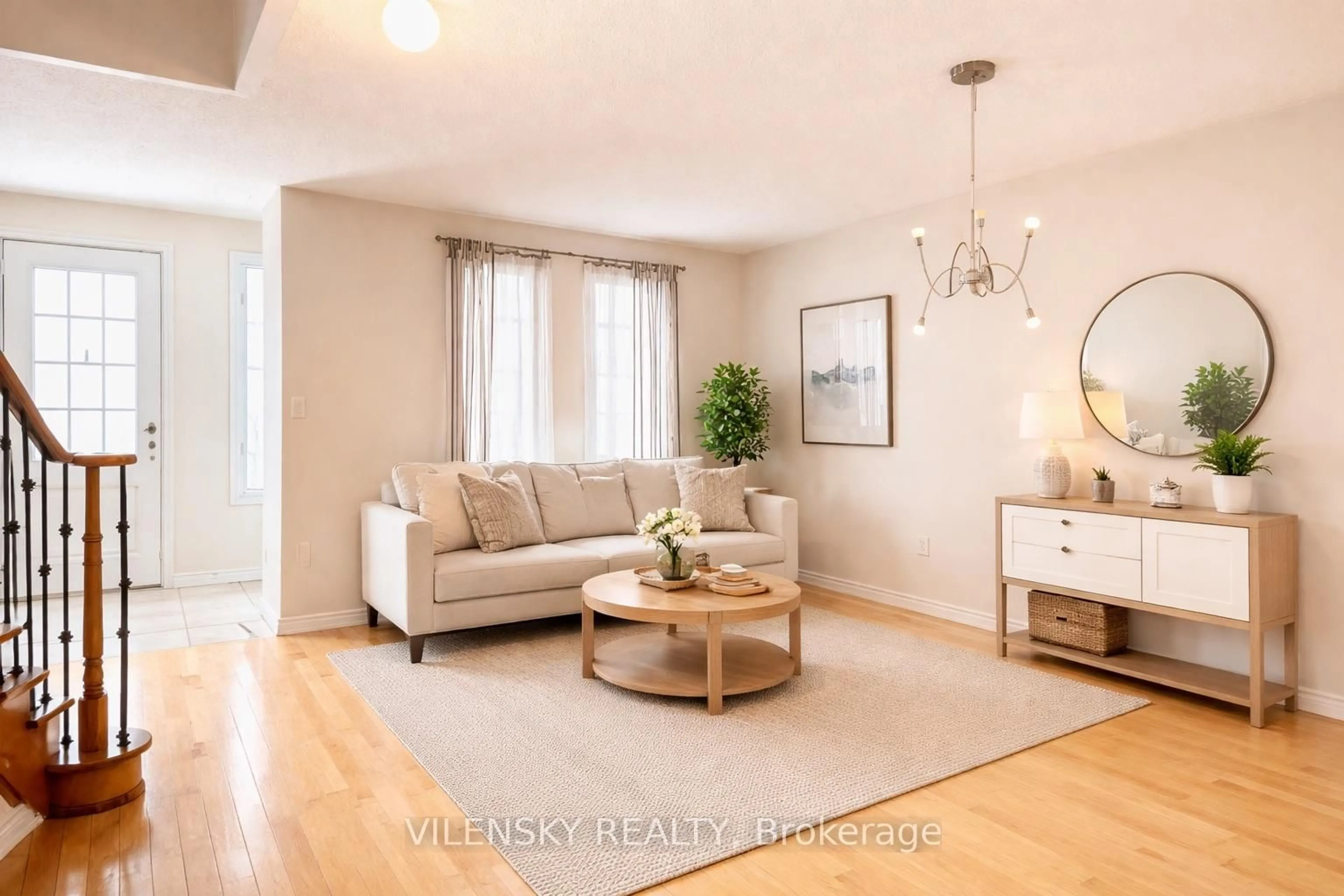 Living room with furniture, wood/laminate floor for 47 Township Ave, Richmond Hill Ontario L4E 0J8
