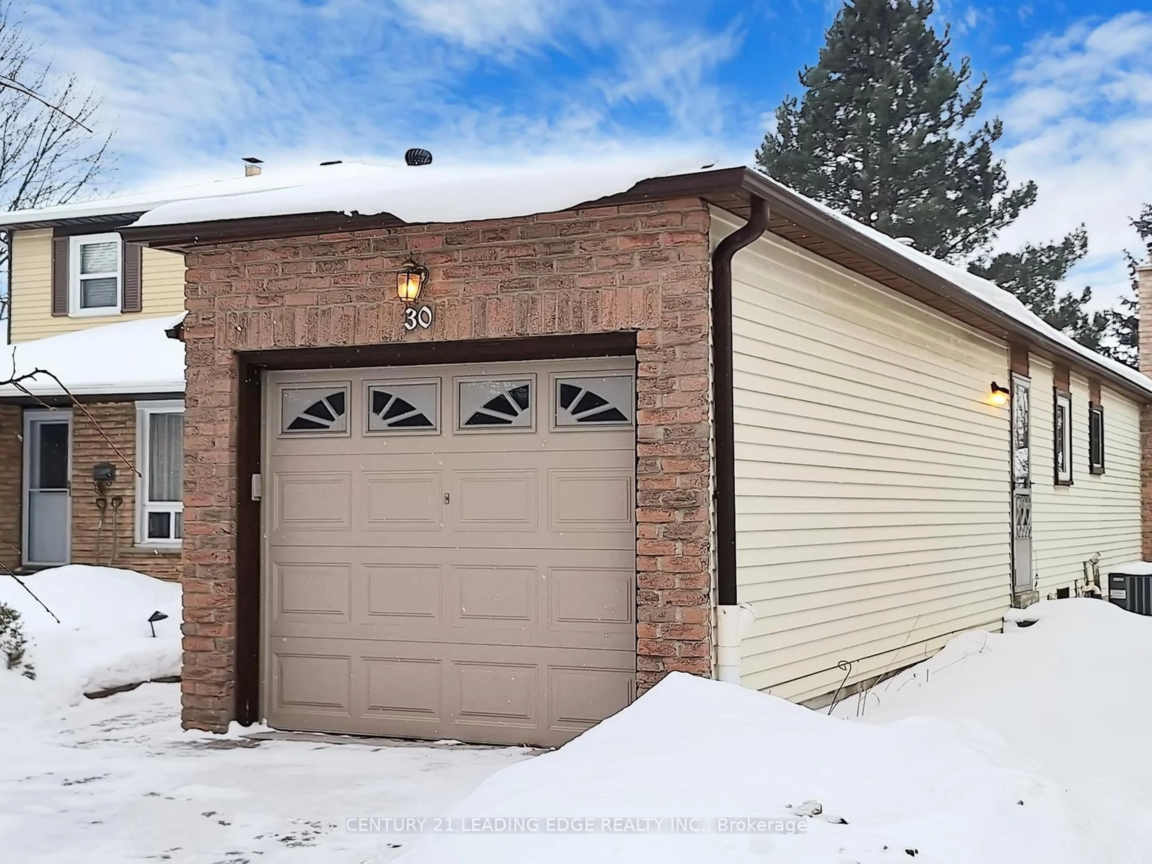 Indoor garage for 30 Madsen Cres, Markham Ontario L3R 4P3