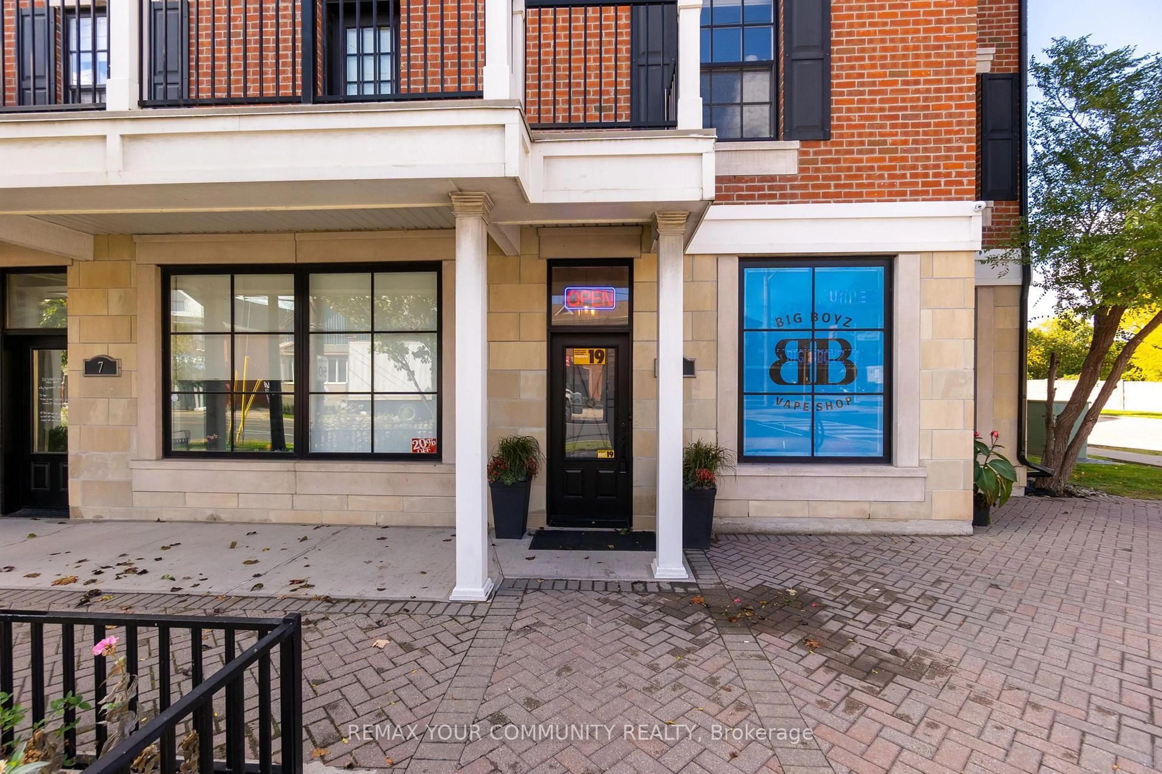 Unknown for 10060 Keele St #8, Vaughan Ontario L6A 4V6