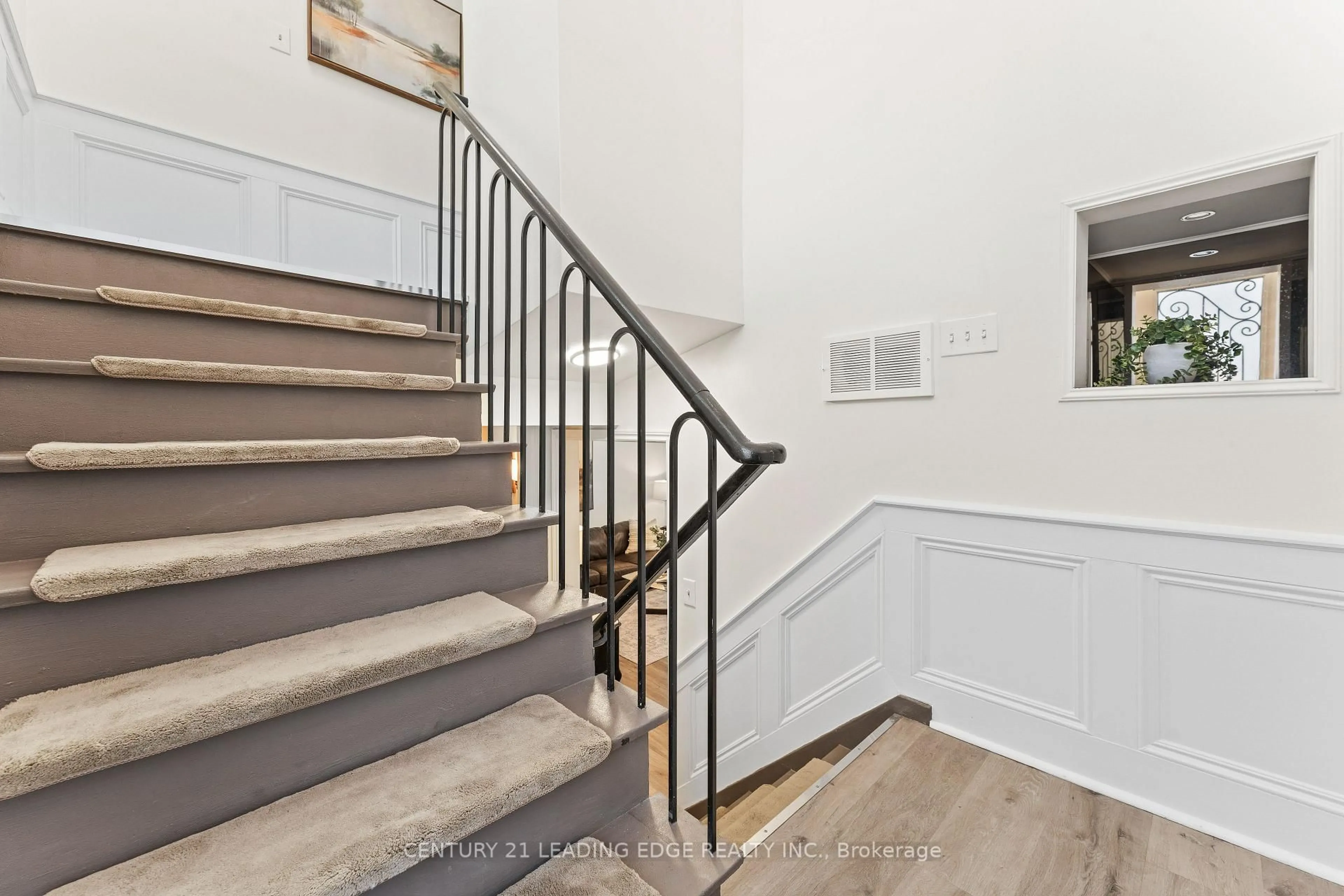 Unknown for 236 Cedar Ave, Richmond Hill Ontario L4C 2B2