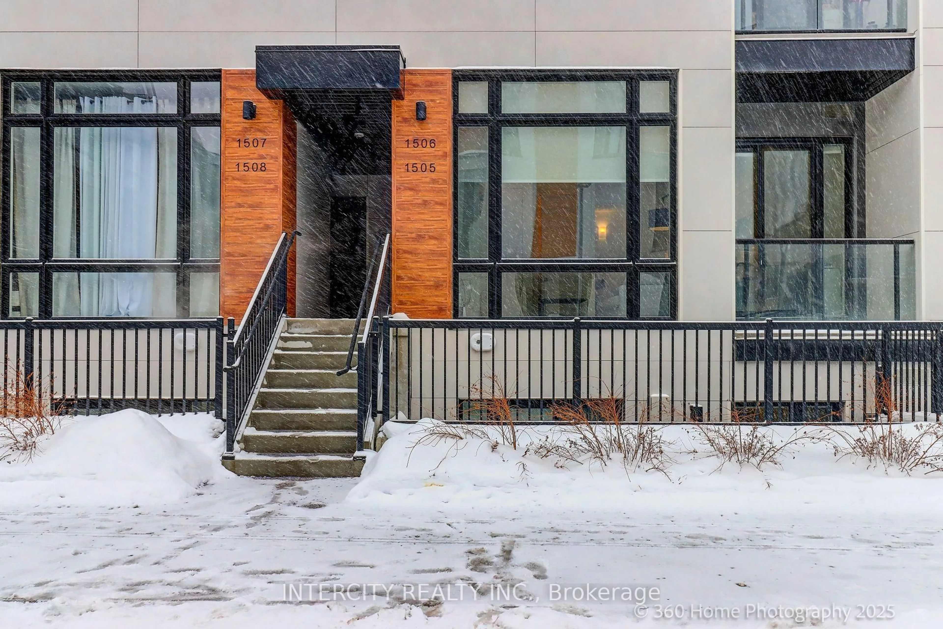 Unknown for 11 David Eyer Rd #1505, Richmond Hill Ontario L4S 1M4