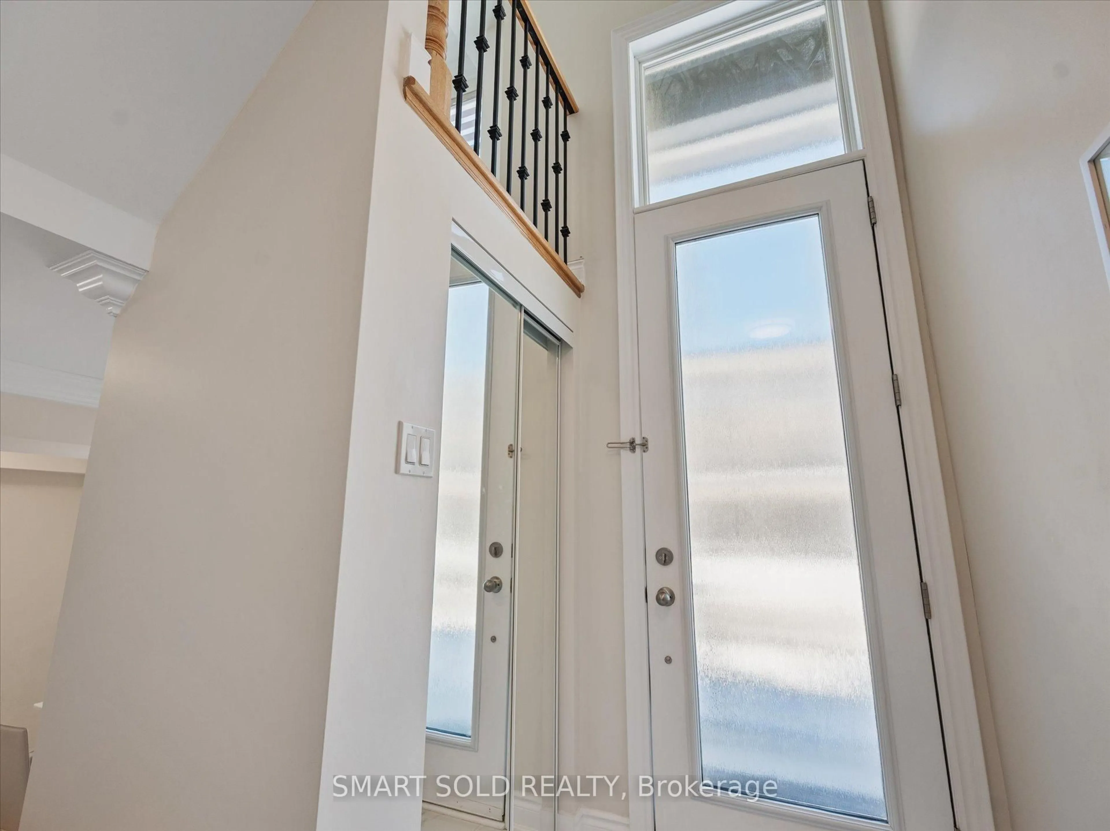 Indoor entryway for 92 William Saville St, Markham Ontario L3R 9S3