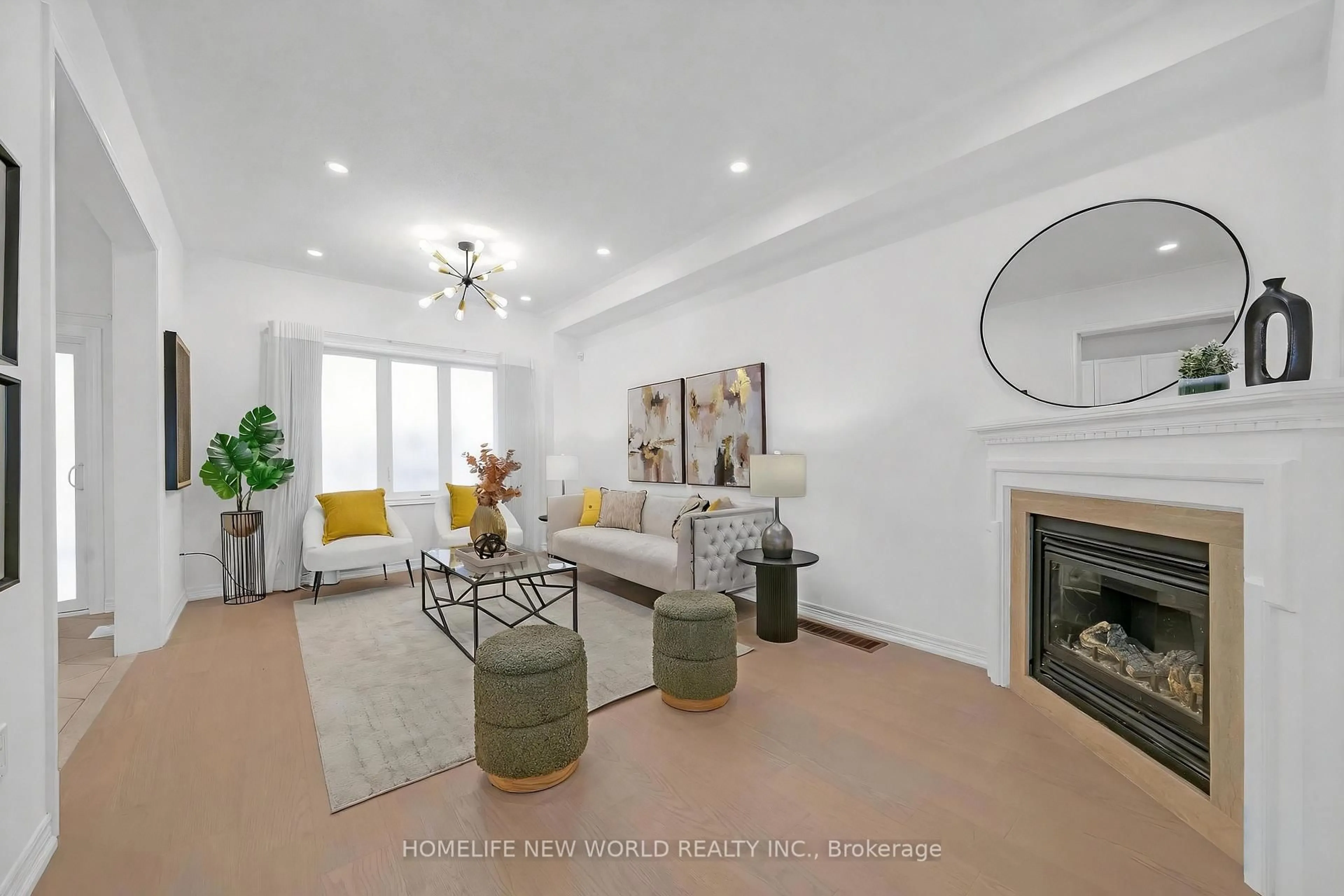 Living room with furniture, unknown for 31 Cherry Bush Rd, Vaughan Ontario L6A 0R9