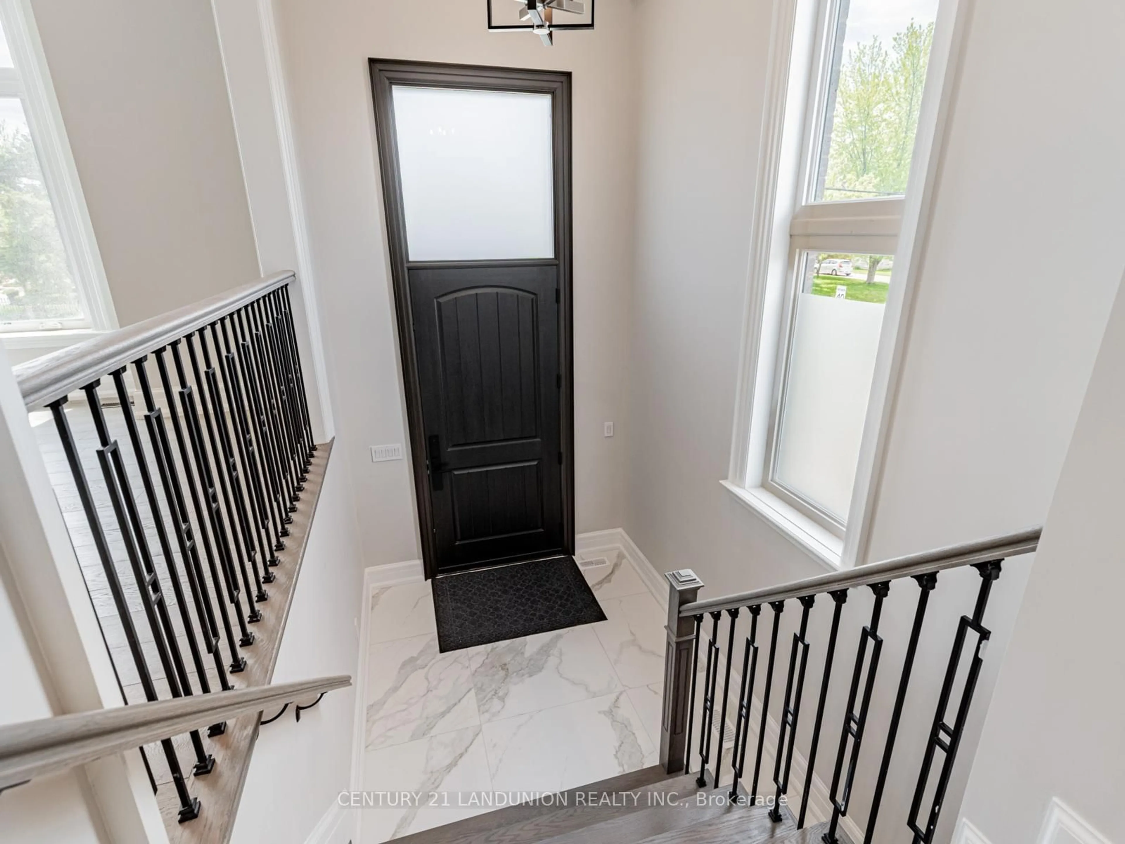 Indoor entryway for 36A Elm Grove Ave, Richmond Hill Ontario L4E 2W8