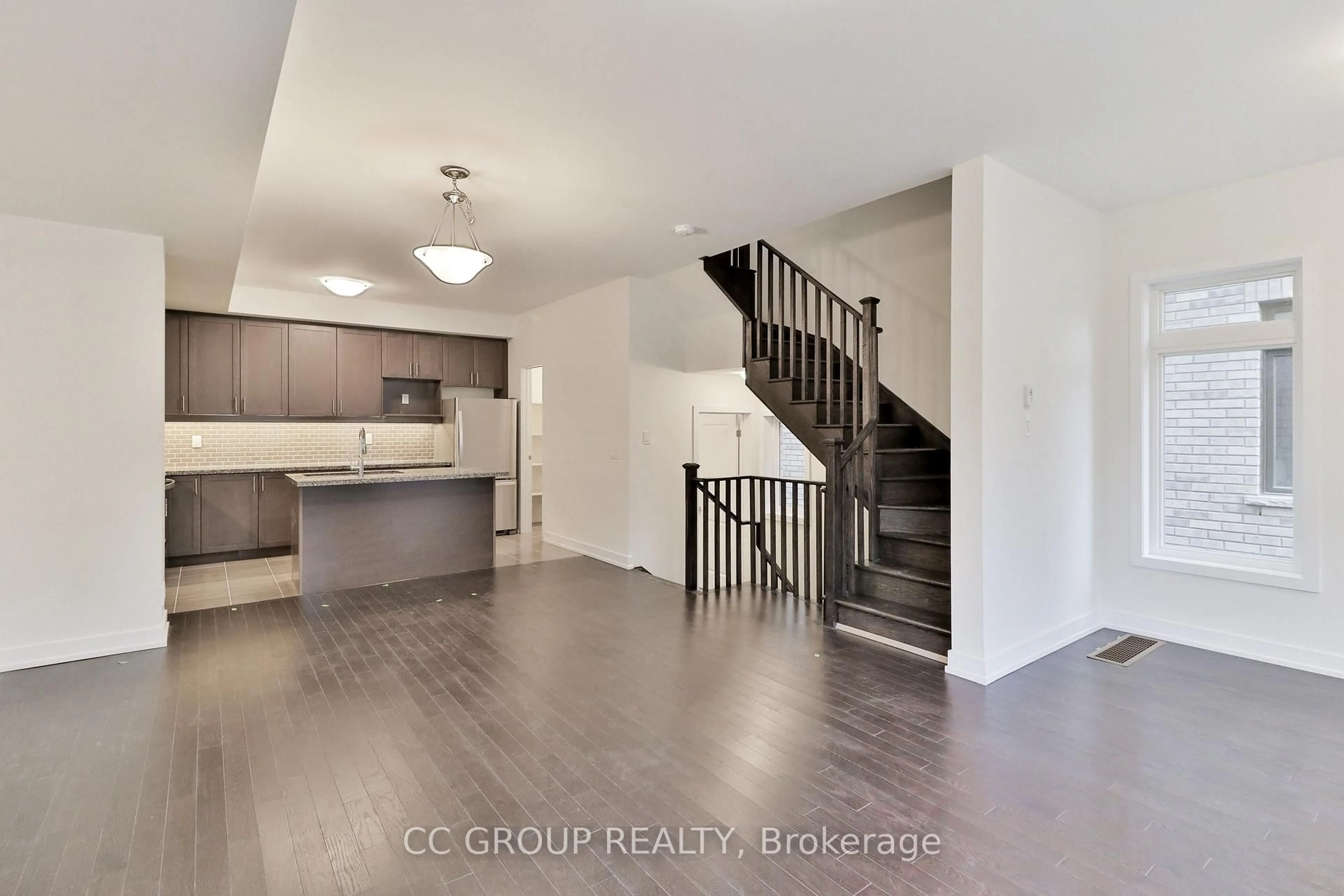 Open concept kitchen, unknown for 24 William Shearn Cres, Markham Ontario L6C 3J4