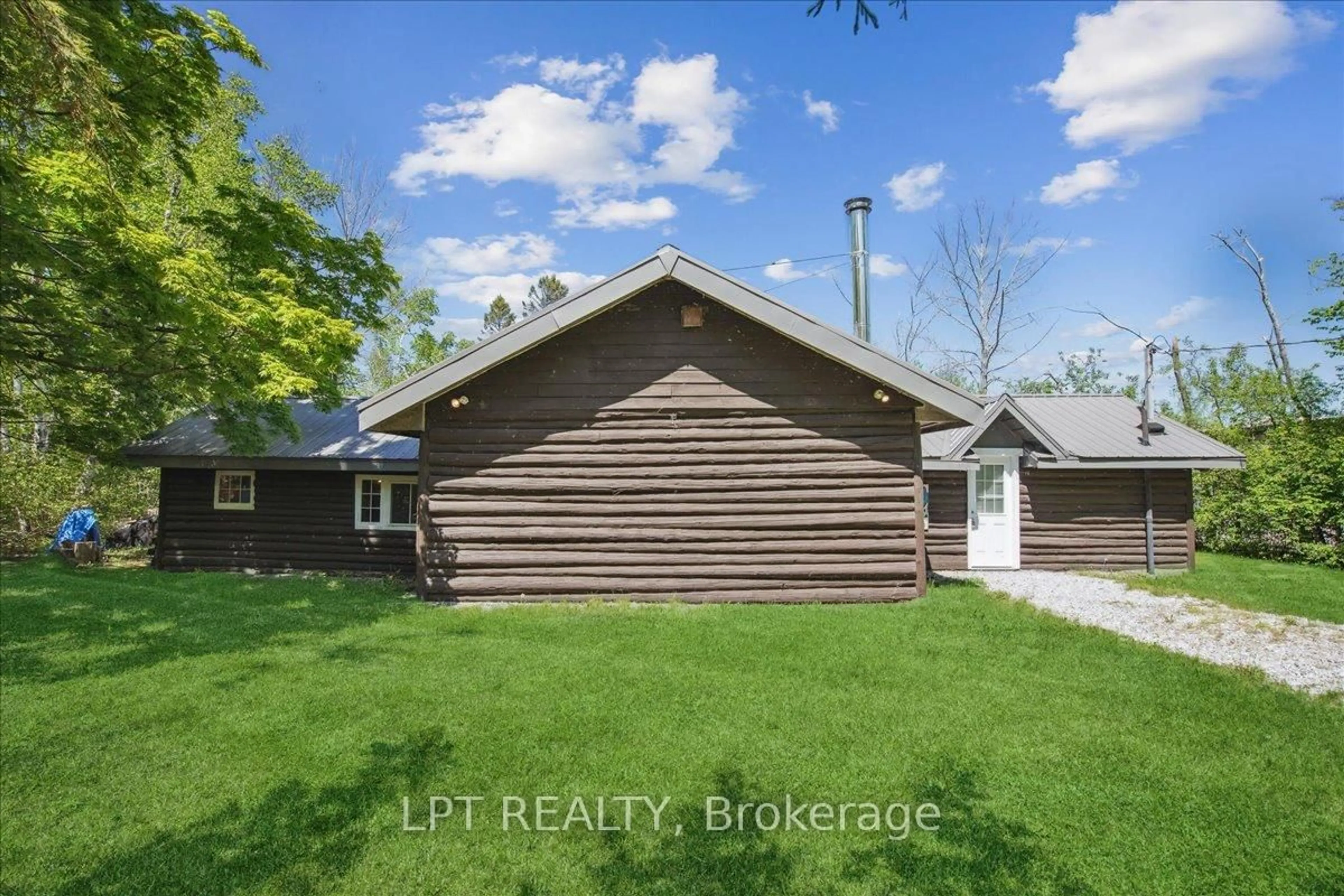 A pic from outside/outdoor area/front of a property/back of a property/a pic from drone, water/lake/river/ocean view for 1689 Chief Joseph Snake Rd, Georgina Islands Ontario L0E 1R0
