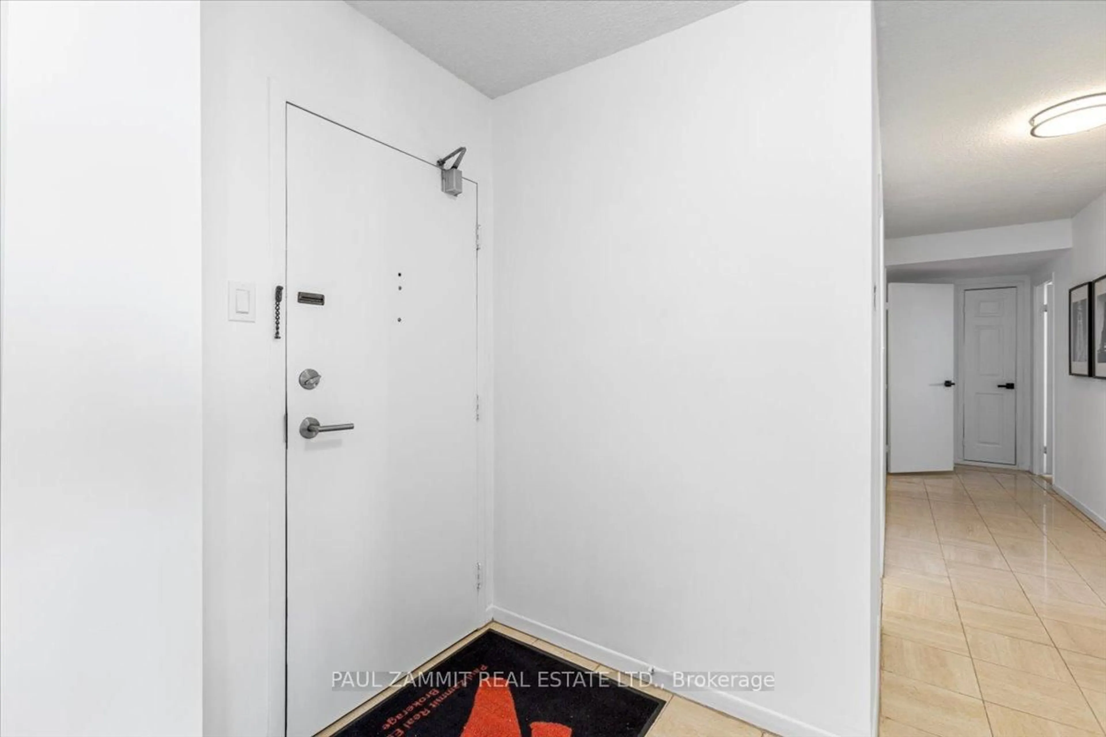 Unknown for 7811 Yonge St #701, Markham Ontario L3T 4S3