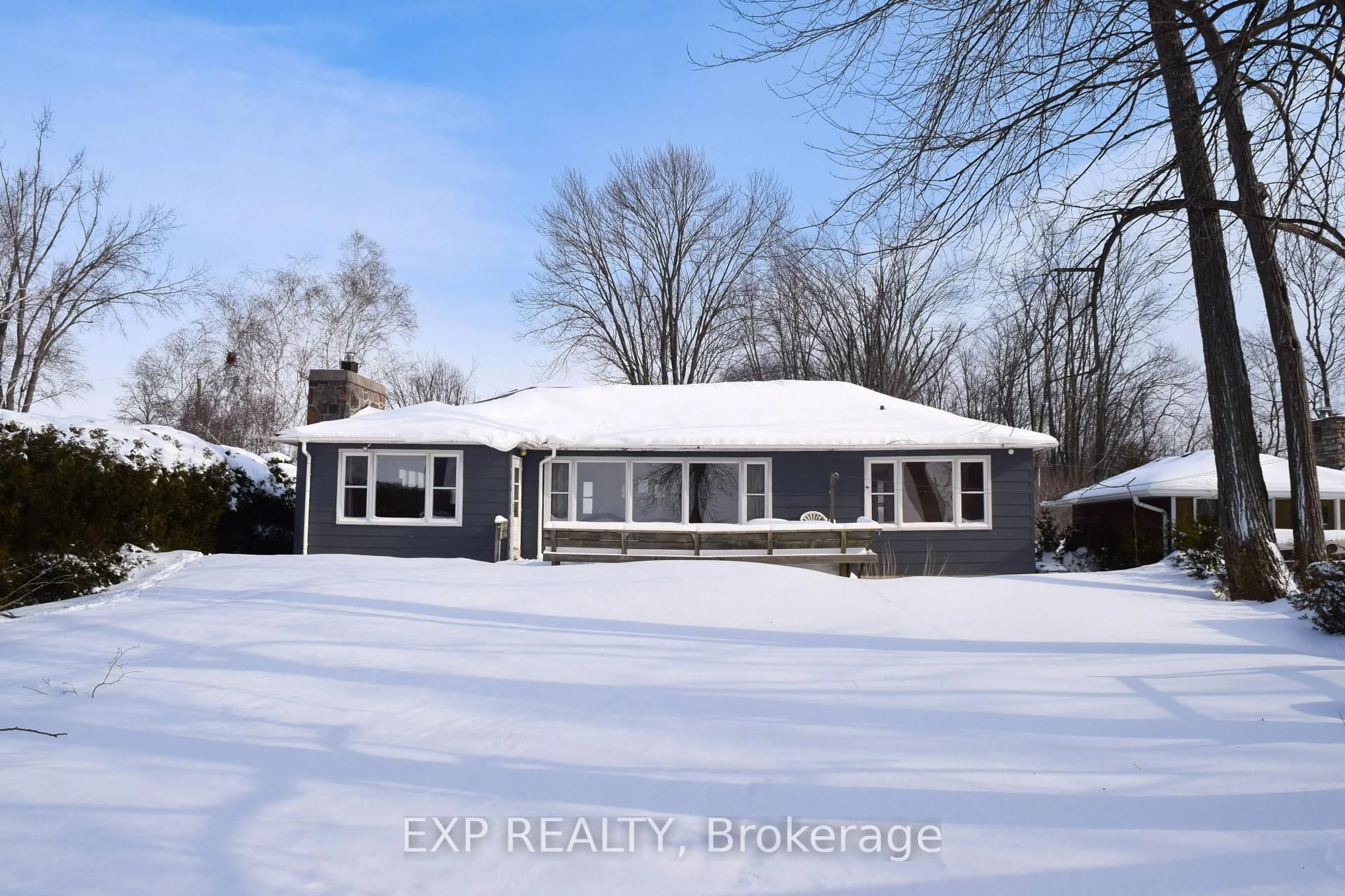 Home with vinyl exterior material, street for 28 McRae Beach Rd, Georgina Ontario L0E 1L0