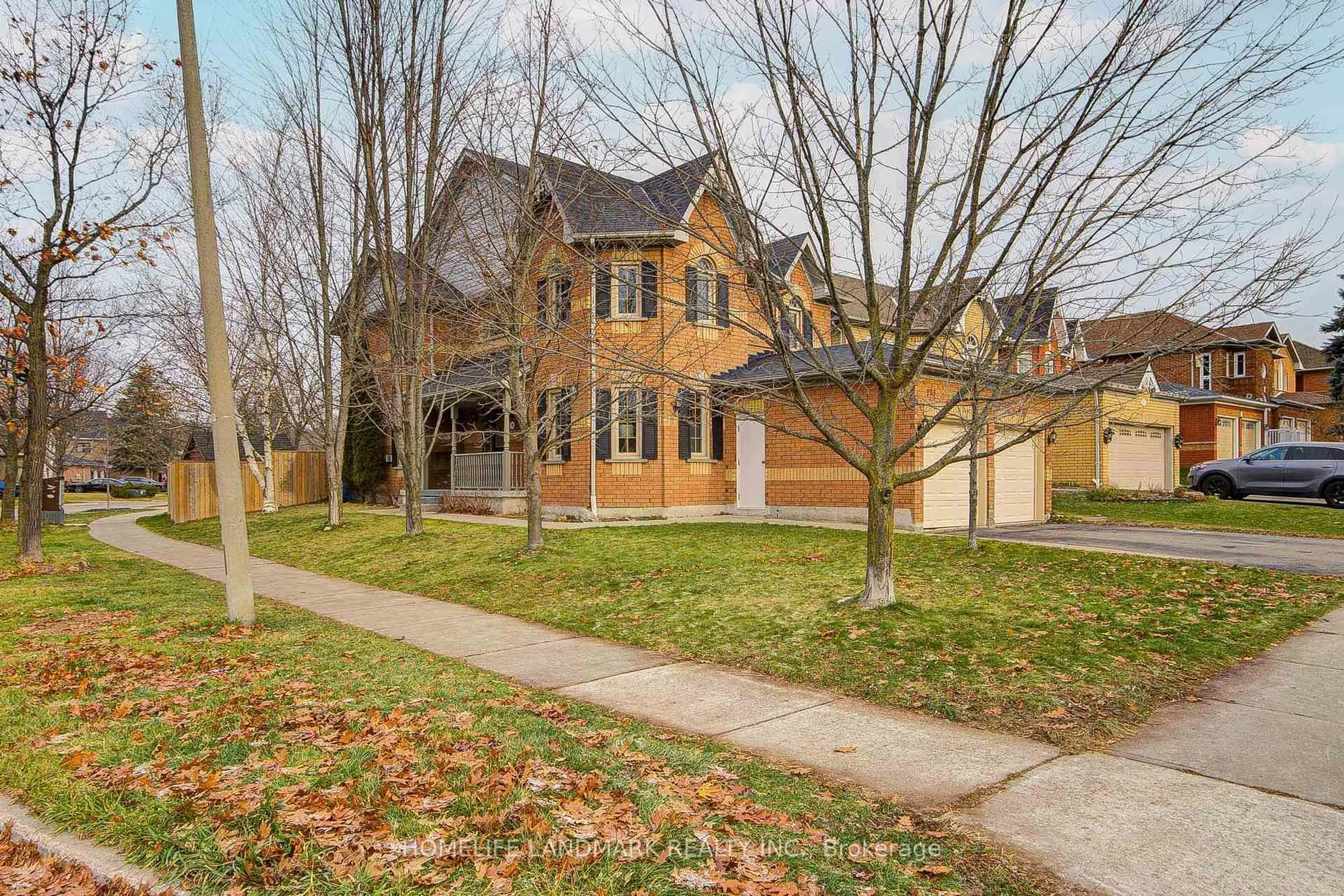 Home with brick exterior material, street for 223 Deerglen Terr, Aurora Ontario L4G 6Y5
