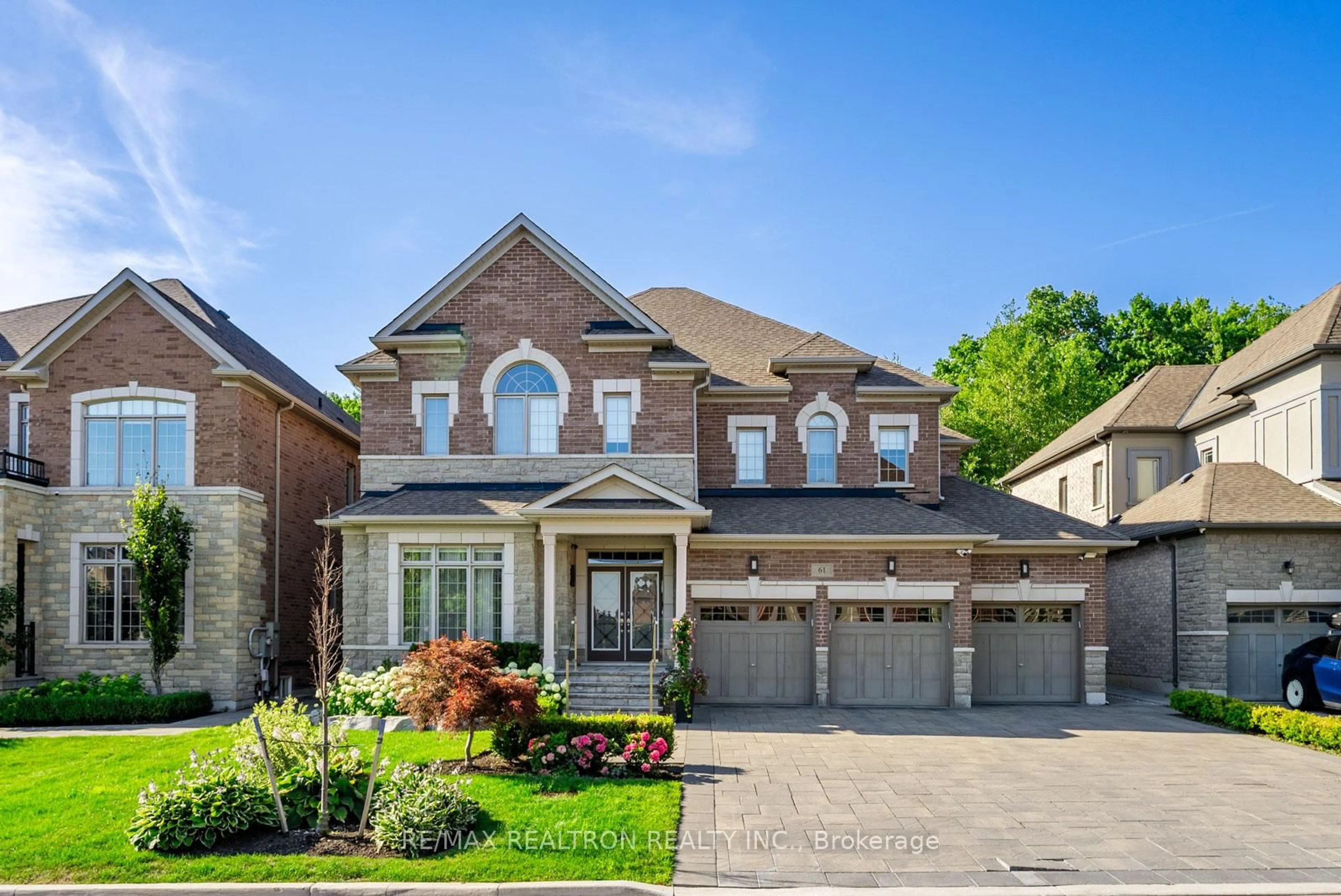 Home with brick exterior material, street for 61 Cedarpoint Crt, Vaughan Ontario L6A 4P7