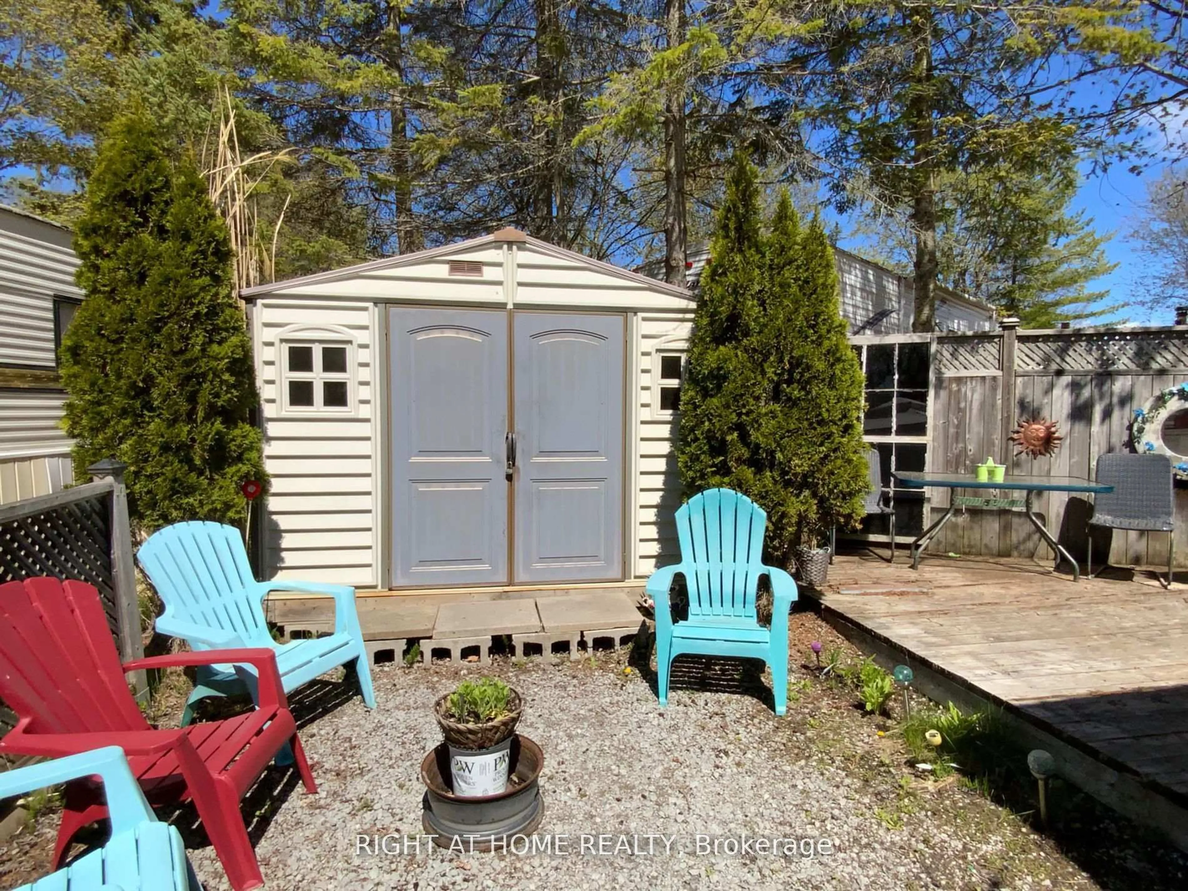Shed for 3 Woody Way Blvd, Georgina Ontario L0E 1N0