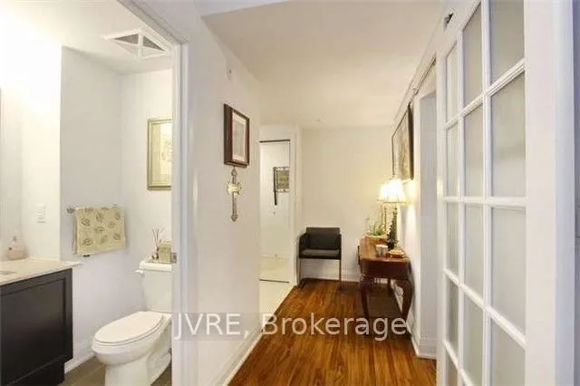 12 Woodstream Blvd #107, Vaughan 4