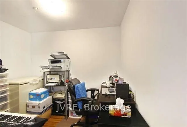 12 Woodstream Blvd #107, Vaughan 5