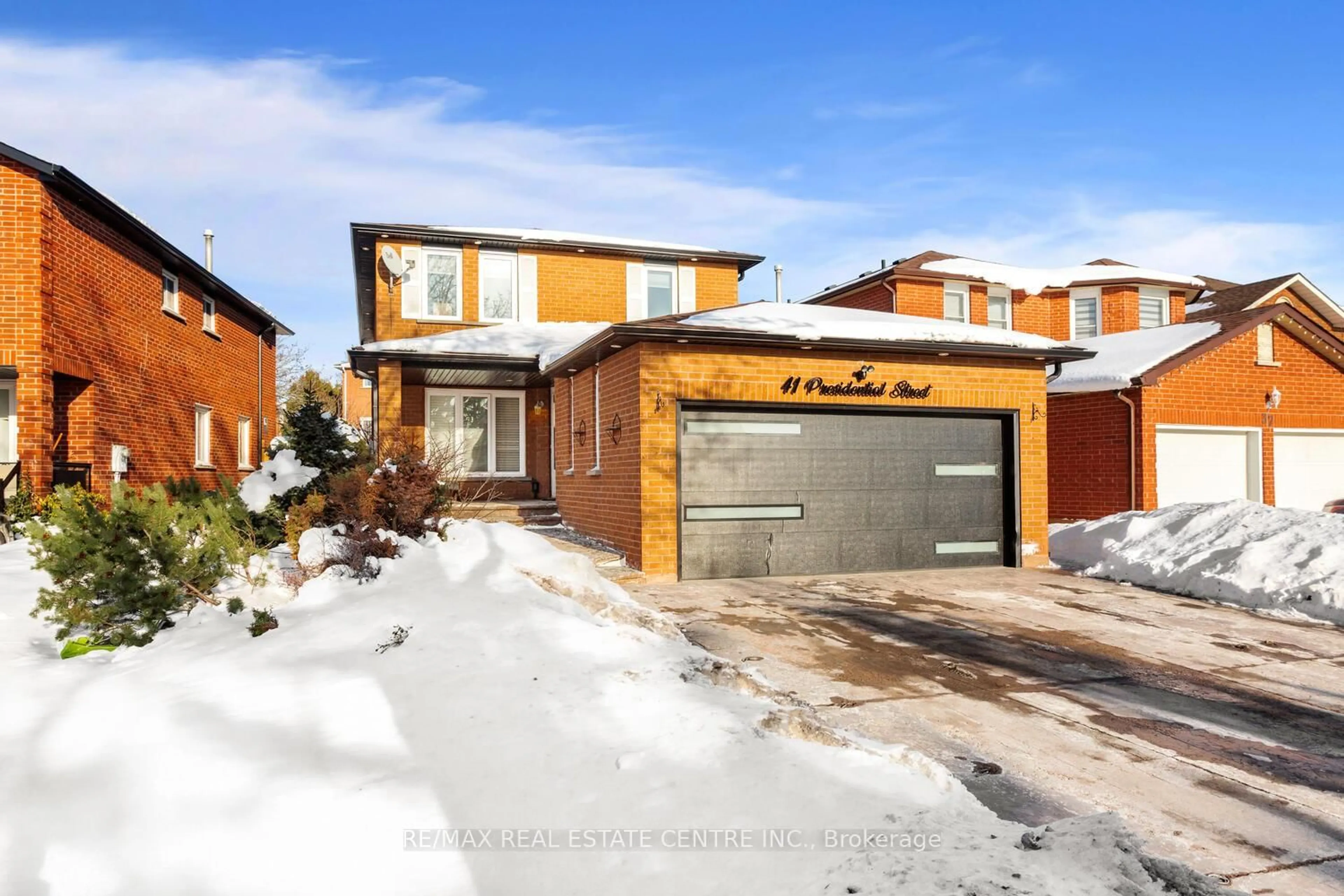 Home with brick exterior material, street for 41 Presidential St, Vaughan Ontario L4L 5H2