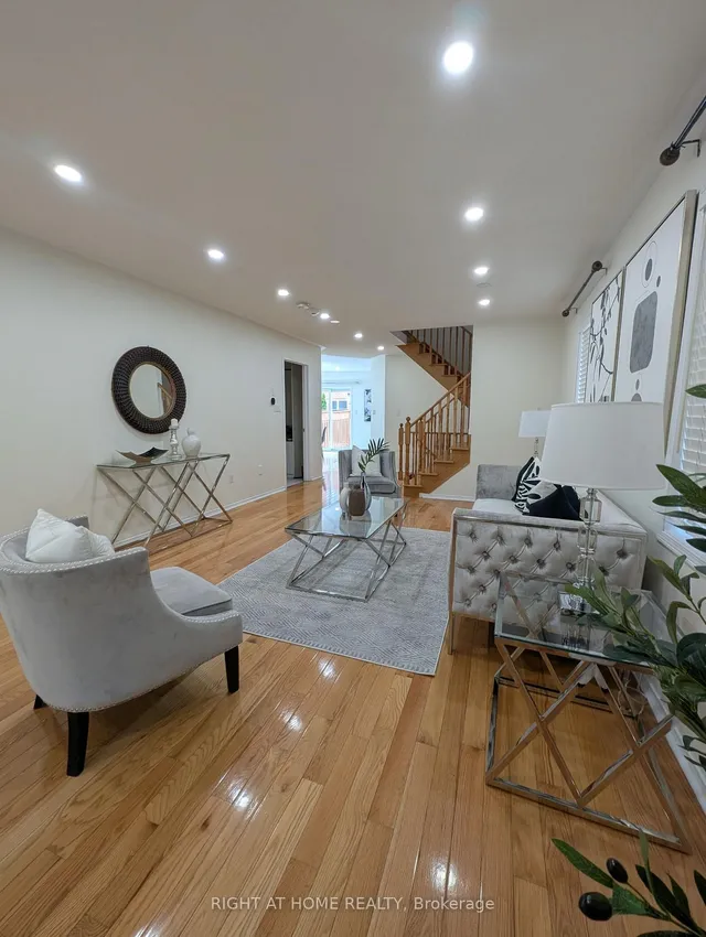 158 Hollywood hill Circ, Vaughan 3