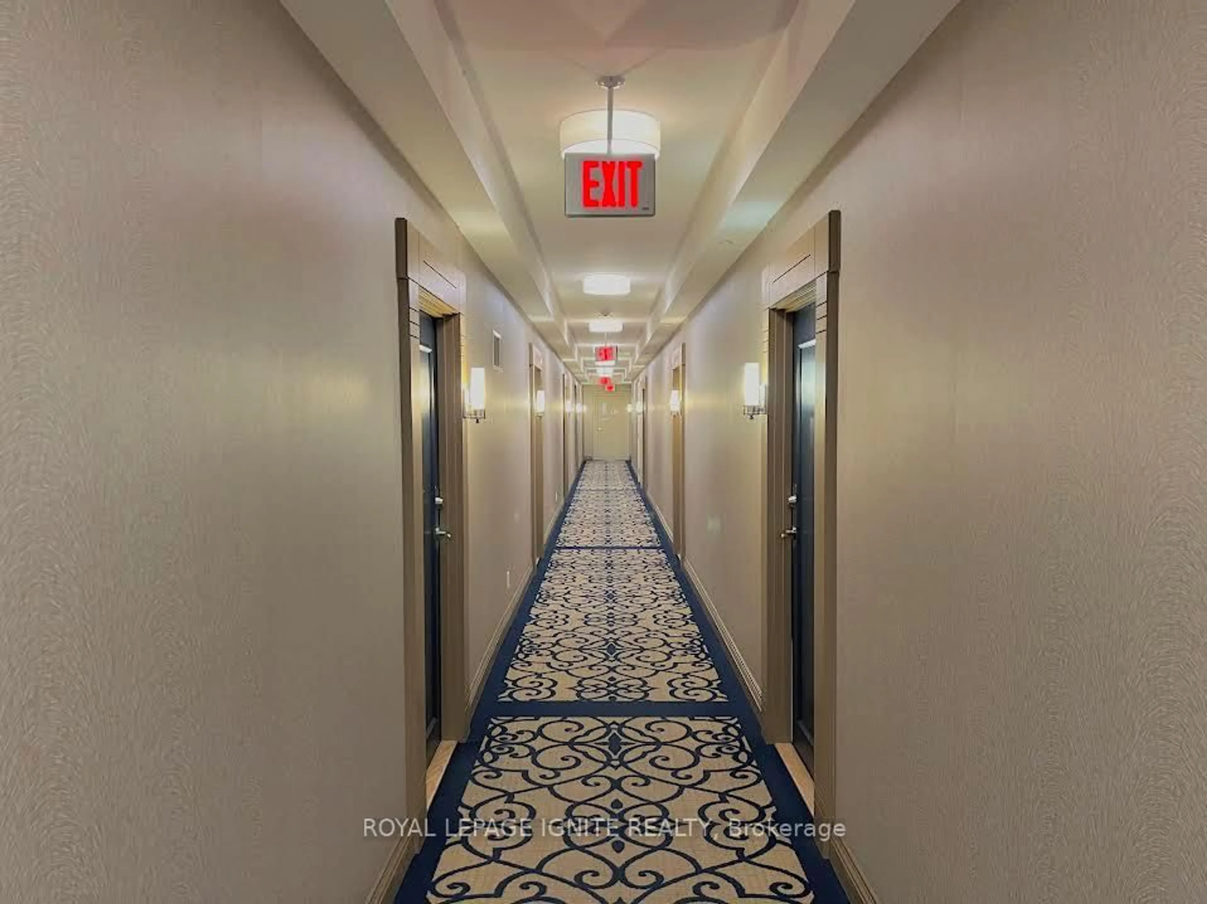 Indoor foyer for 99 South Town Centre Blvd #B701, Markham Ontario L6G 0E9