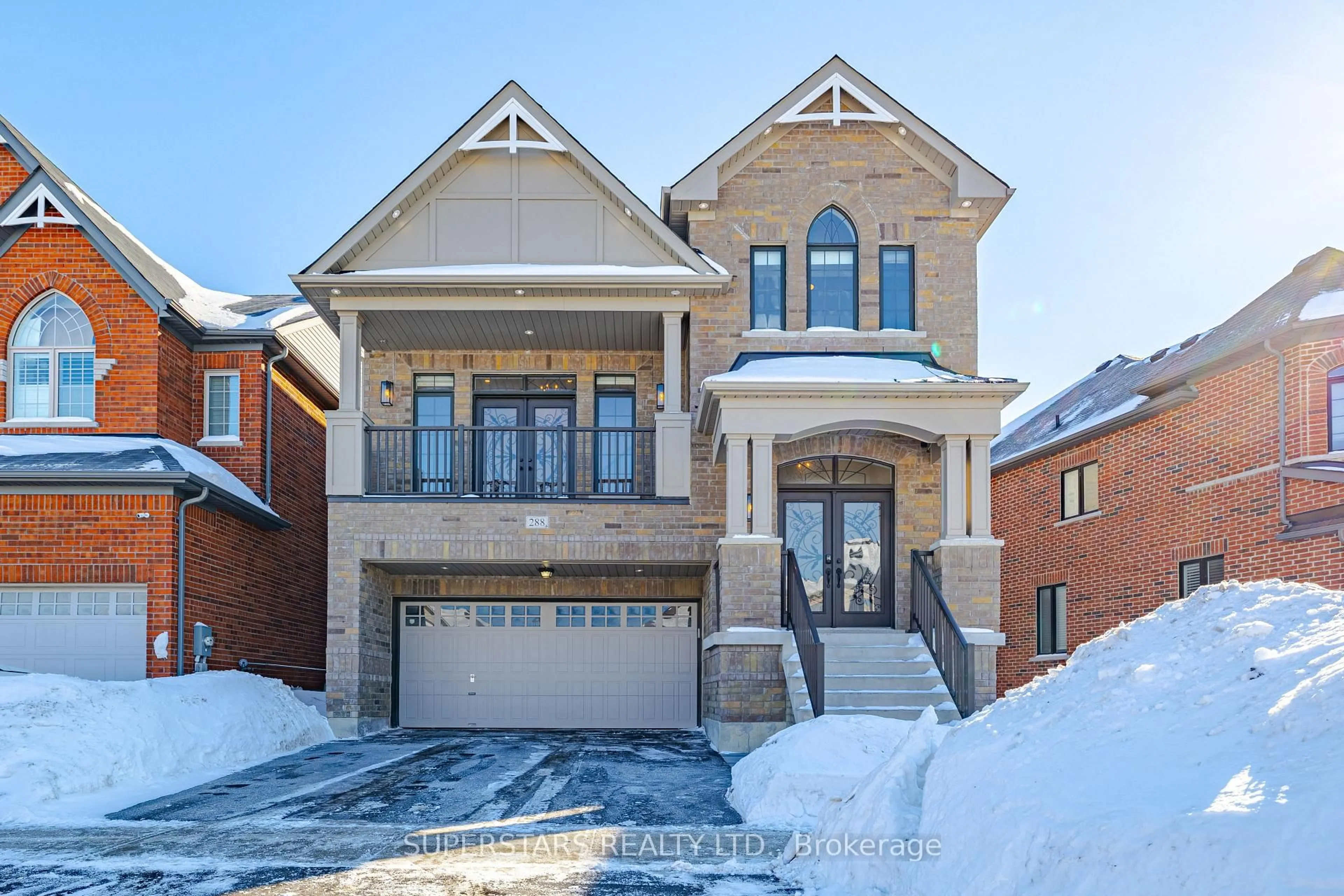 Home with brick exterior material, street for 288 Baker Hill Blvd, Whitchurch-Stouffville Ontario L4A 4P8