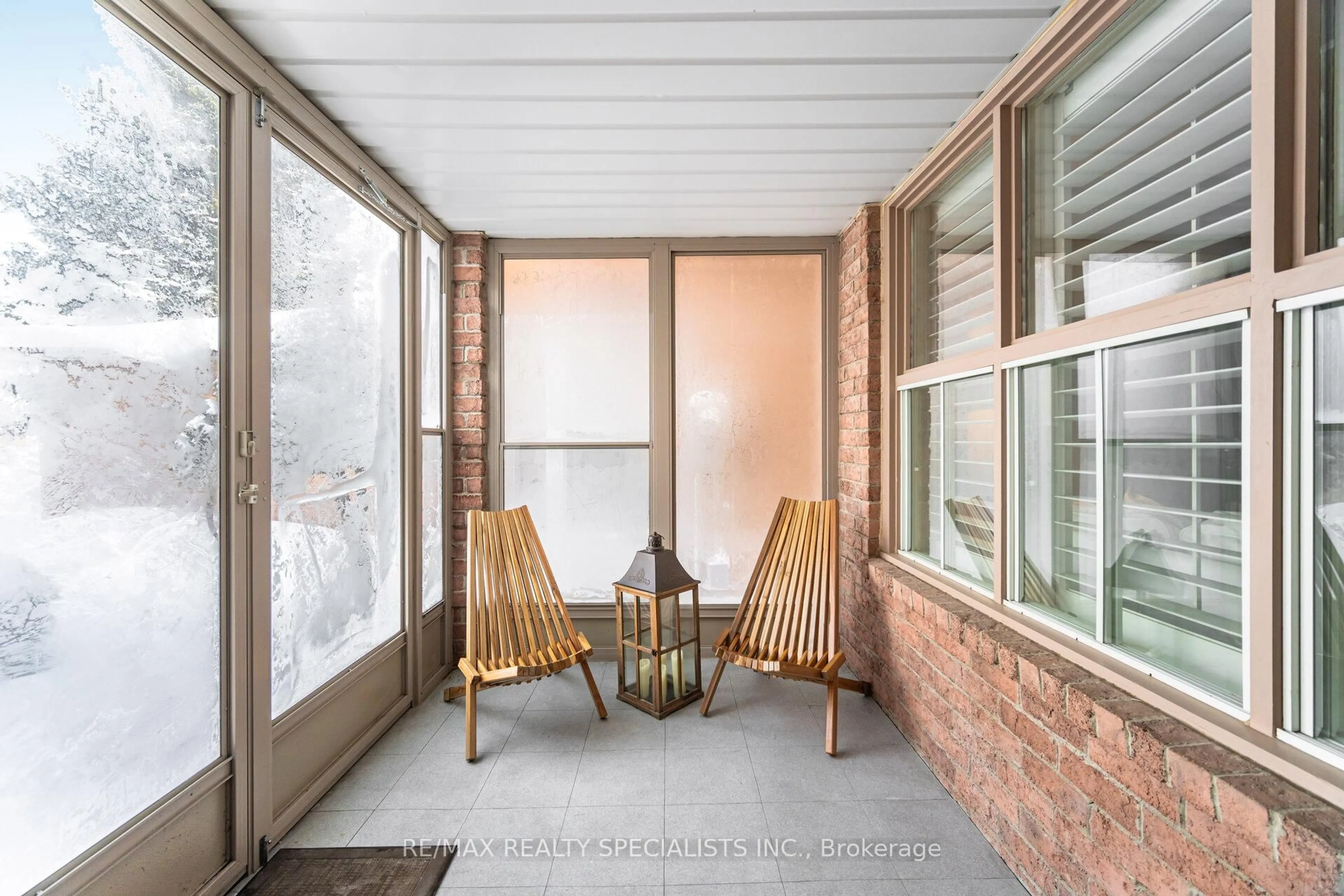 Unknown for 67 Gray Cres, Richmond Hill Ontario L4C 5V4