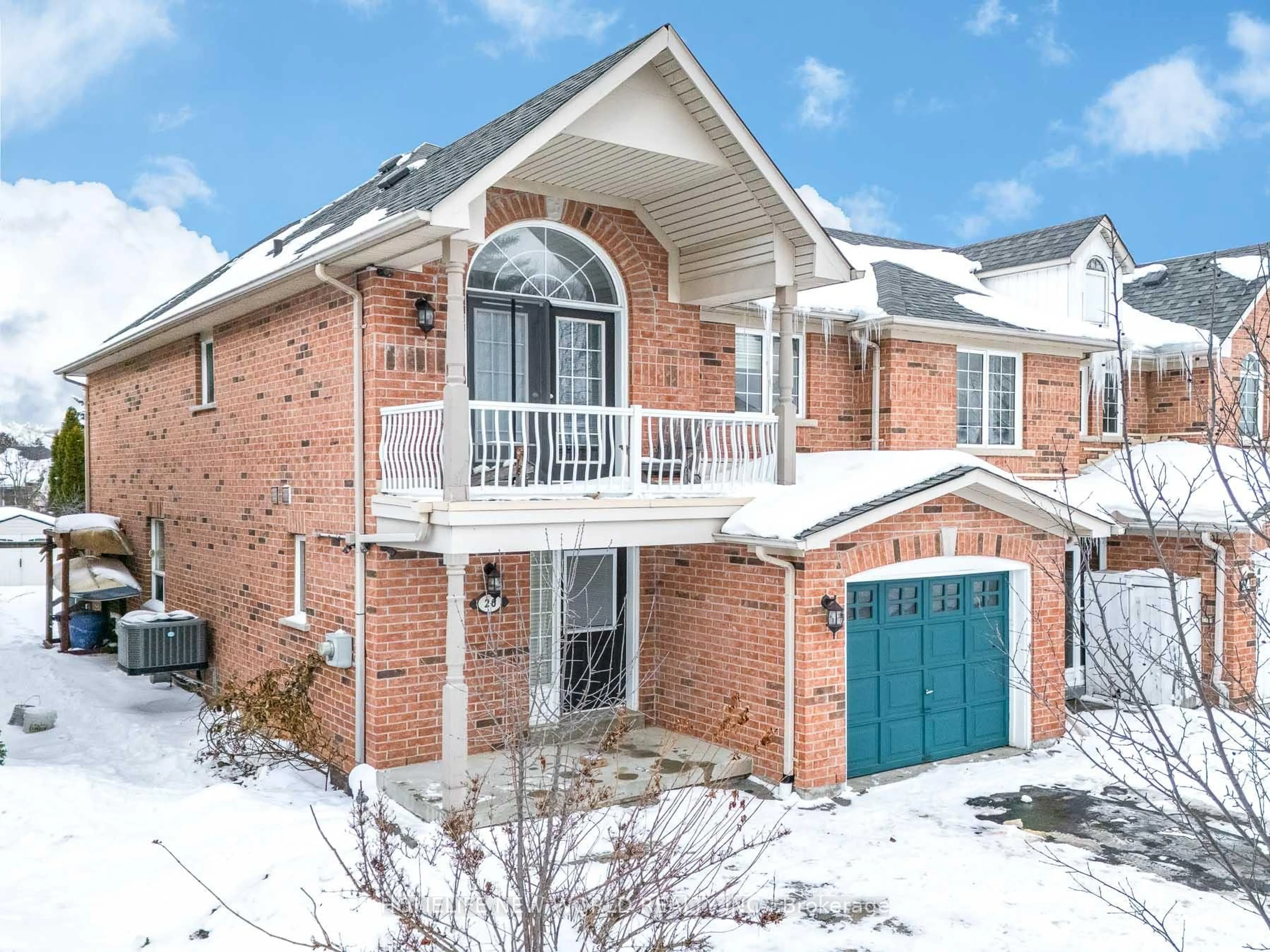 Home with brick exterior material, street for 26 Cape Breton Crt, Richmond Hill Ontario L4E 3W4