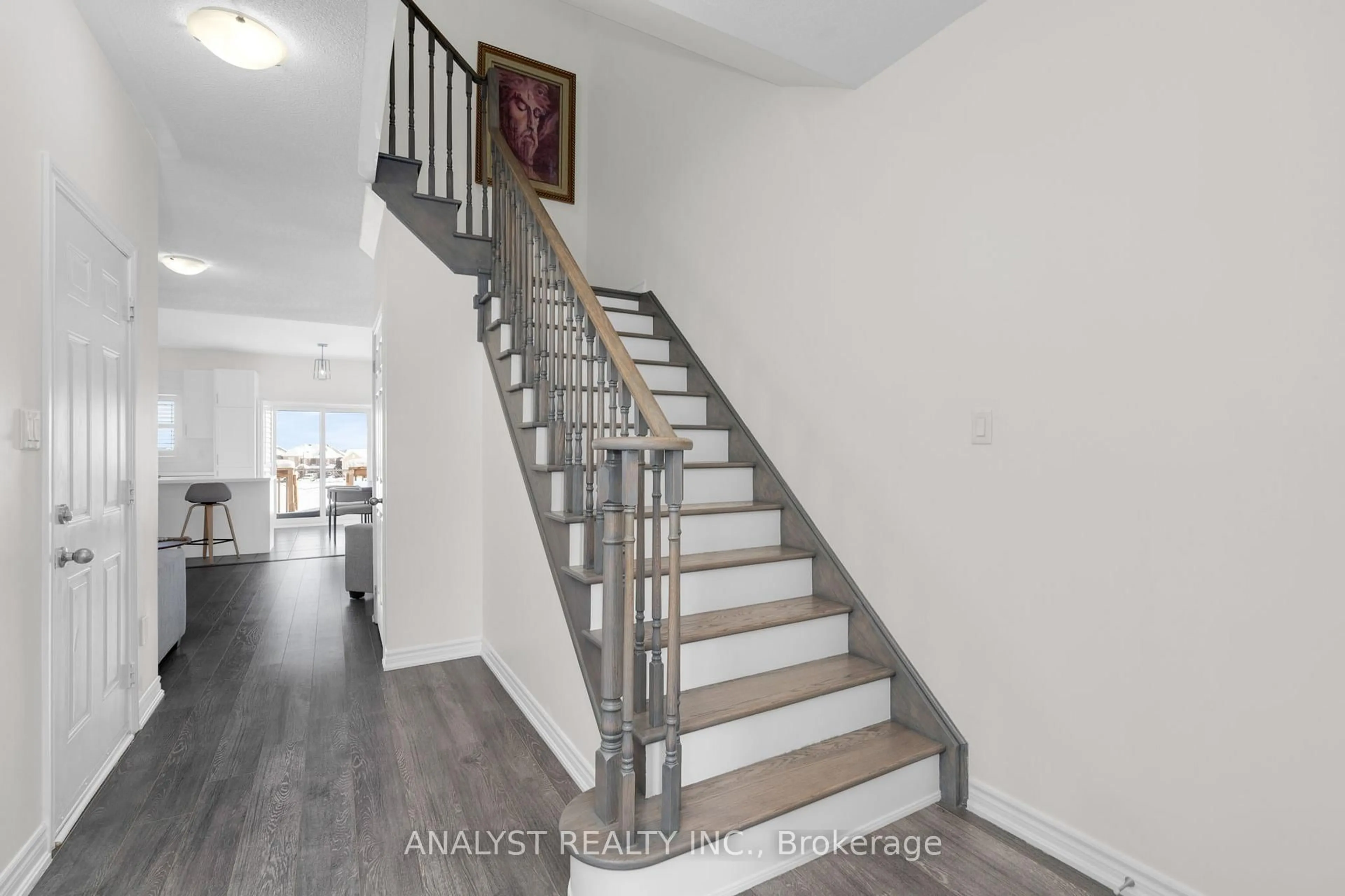 Stairs for 1131 Wharram Way Innisfil Ontario Way, Innisfil Ontario L0L 1W0