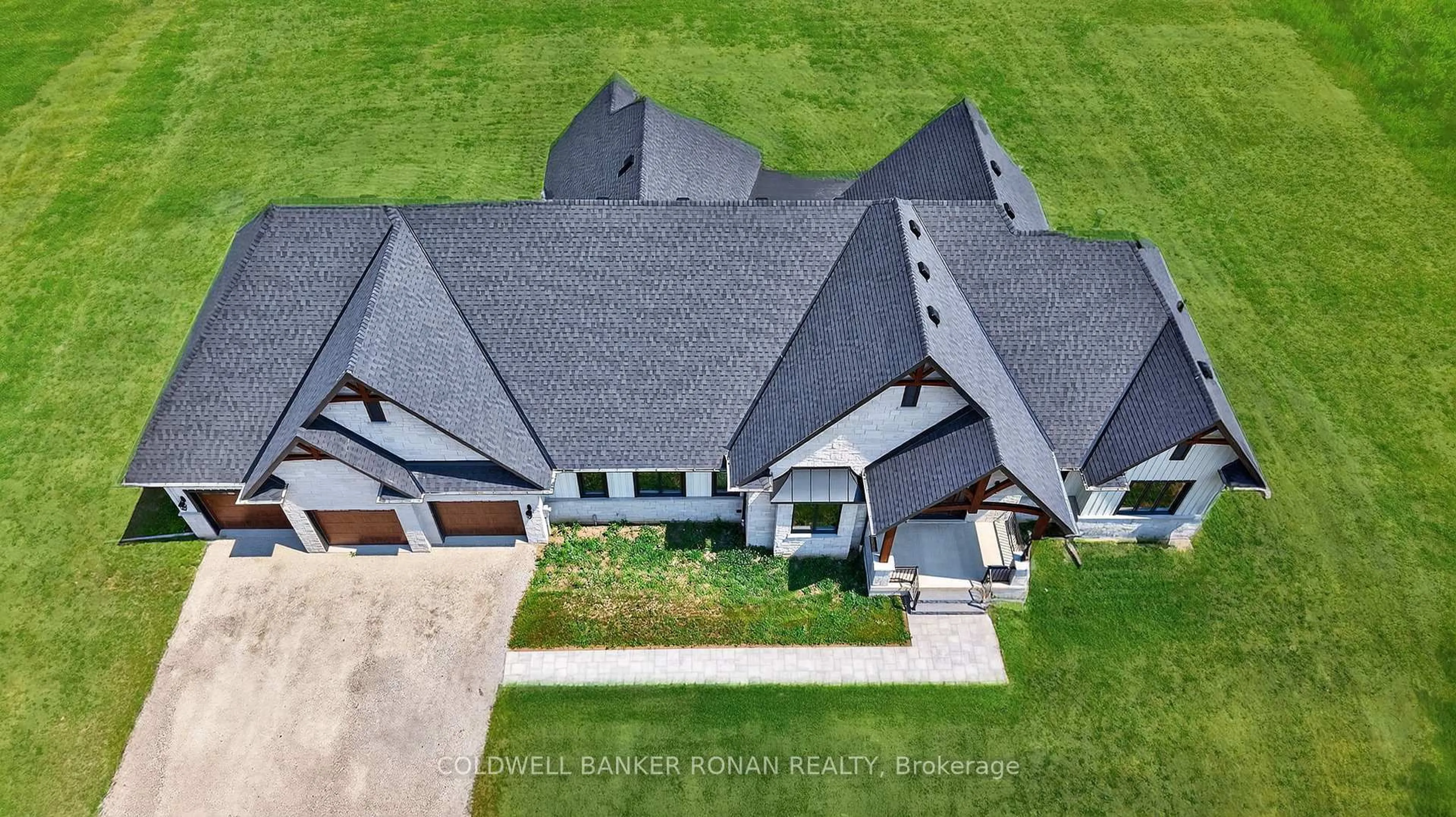 A pic from outside/outdoor area/front of a property/back of a property/a pic from drone, building for 4625 Concession Rd 5, Adjala-Tosorontio Ontario L0G 1W0