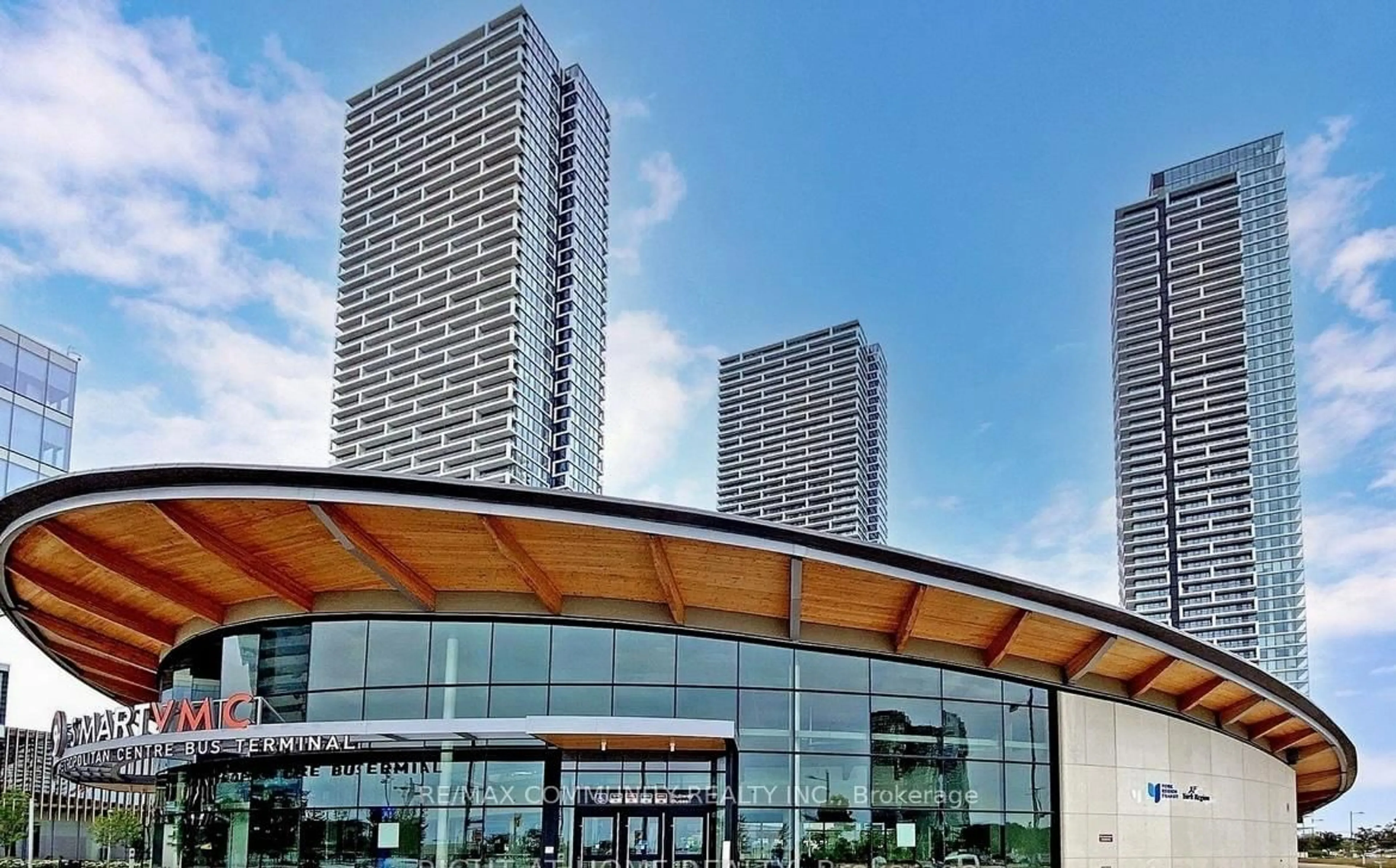 Indoor foyer for 7890 Jane St #5111, Vaughan Ontario L4K 0K9