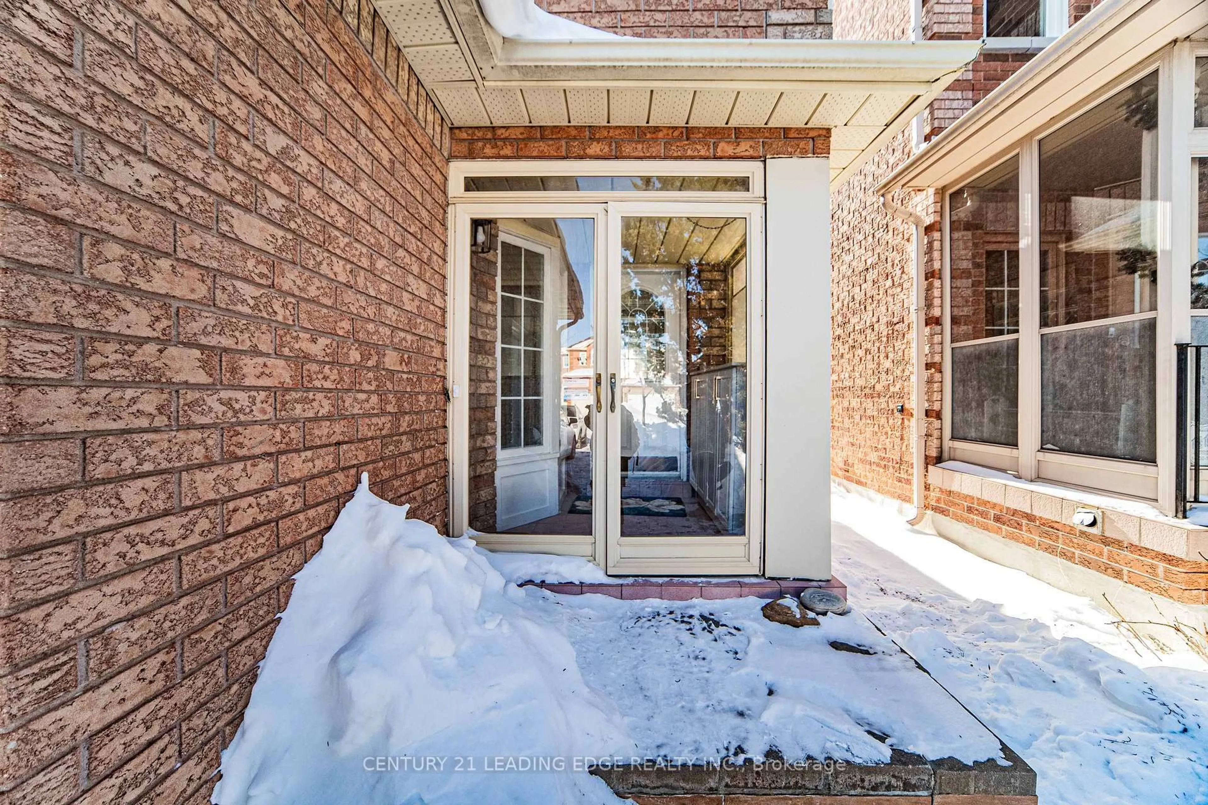 Indoor entryway for 188 Milliken Meadows Dr, Markham Ontario L3R 0V9
