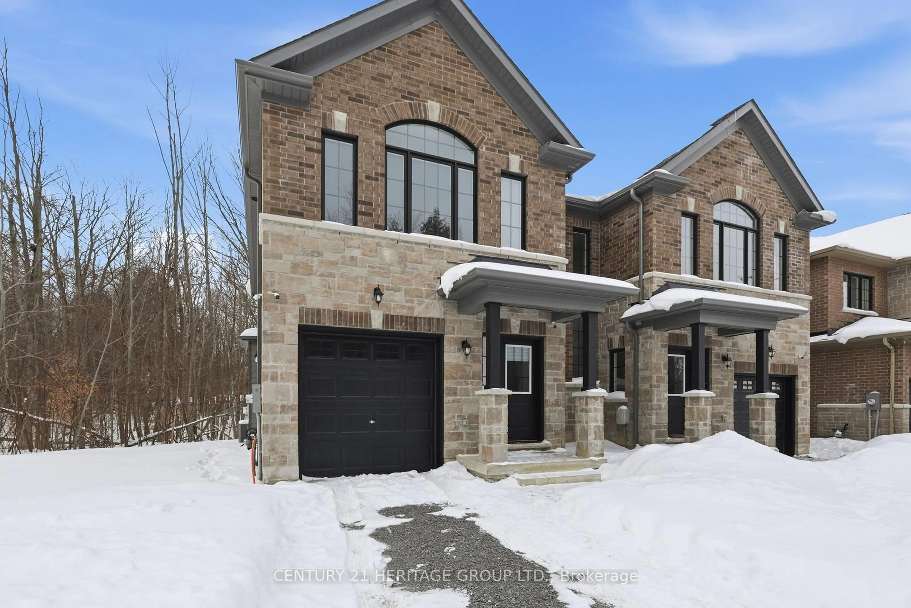 Home with brick exterior material, street for 8 Scotia Rd, Georgina Ontario L0E 1R0