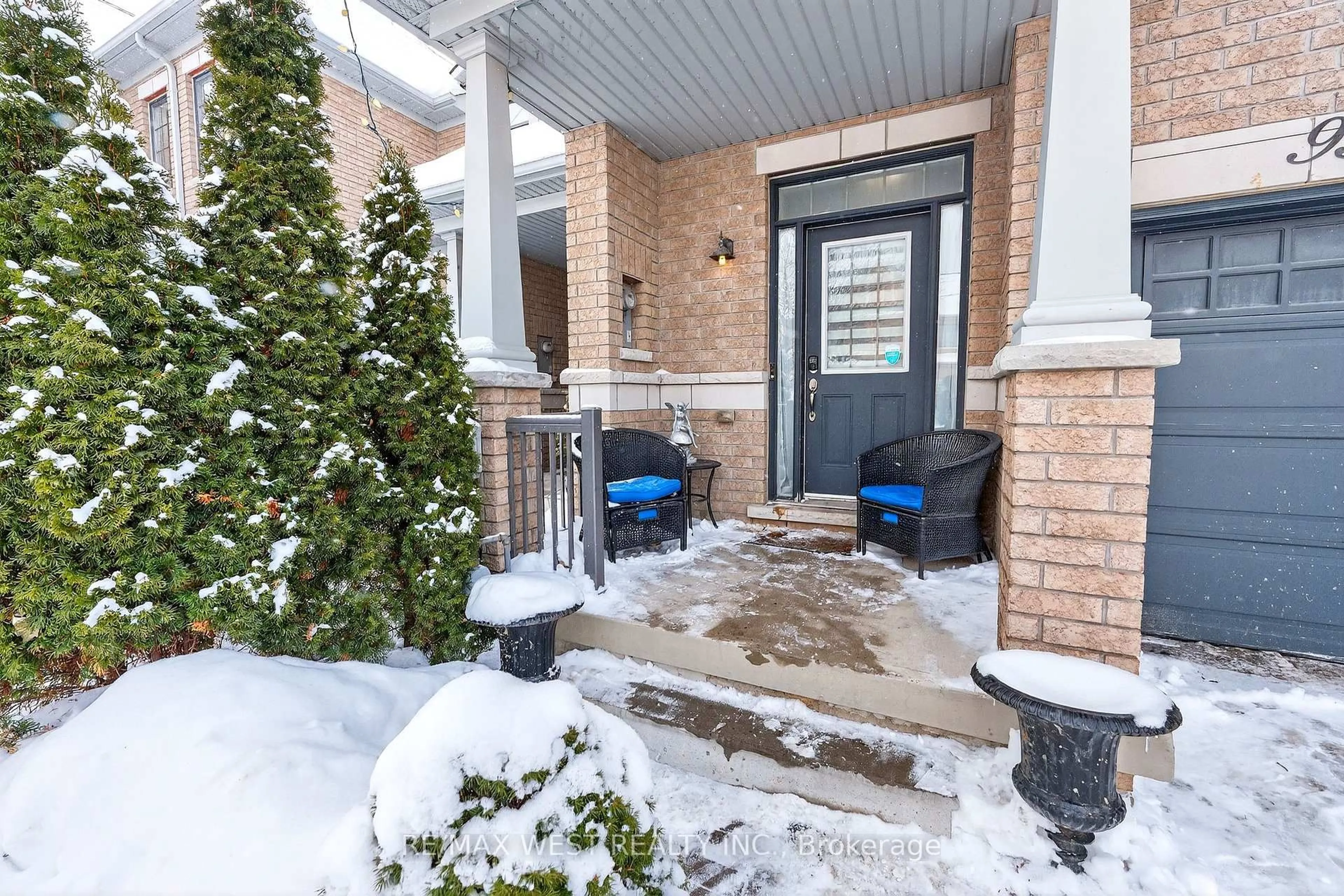 Indoor entryway for 99 Alexie Way, Vaughan Ontario L4H 3V4