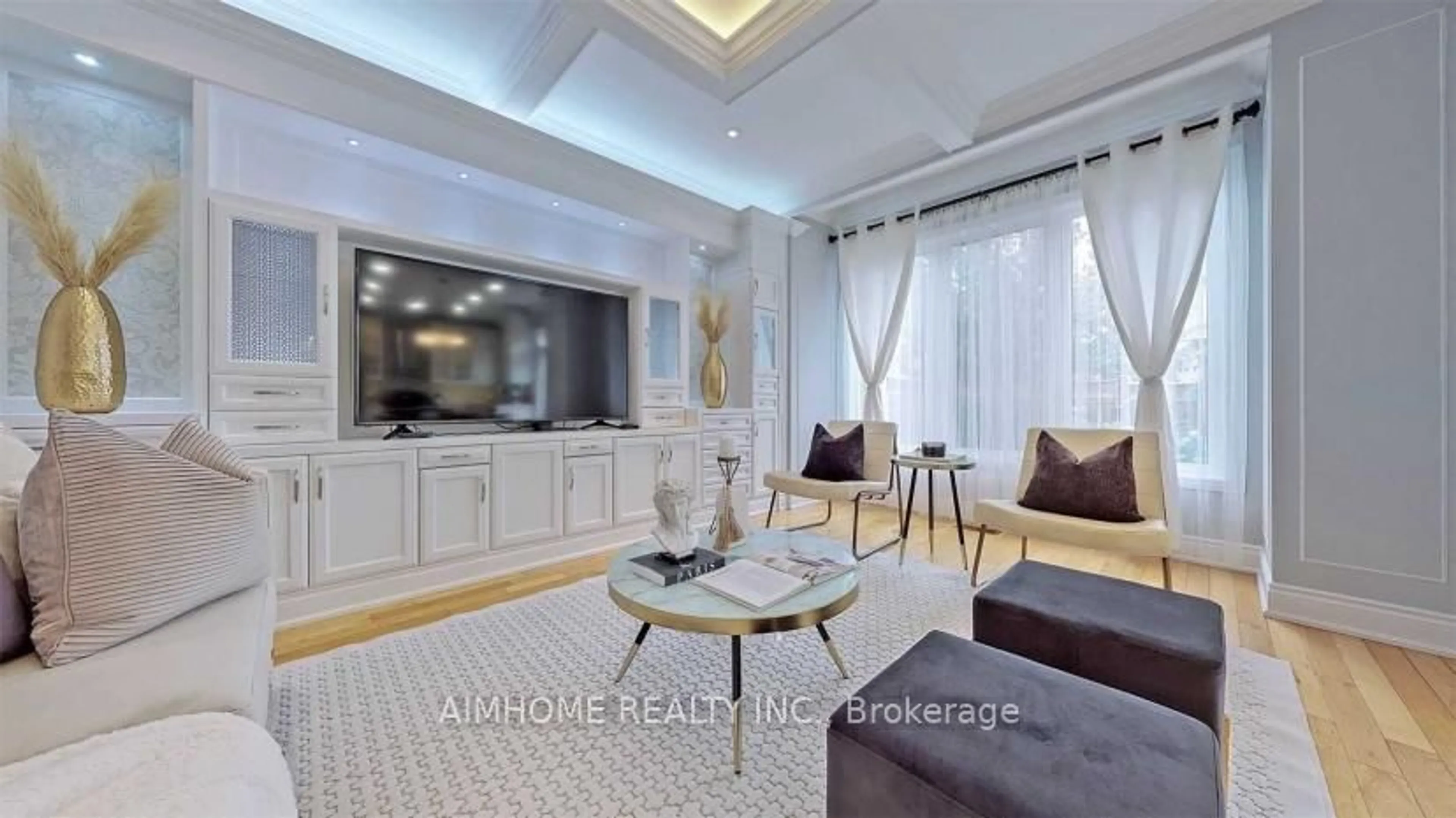 Living room with furniture, unknown for 142 Alfred Smith Way, Newmarket Ontario L3X 3B9