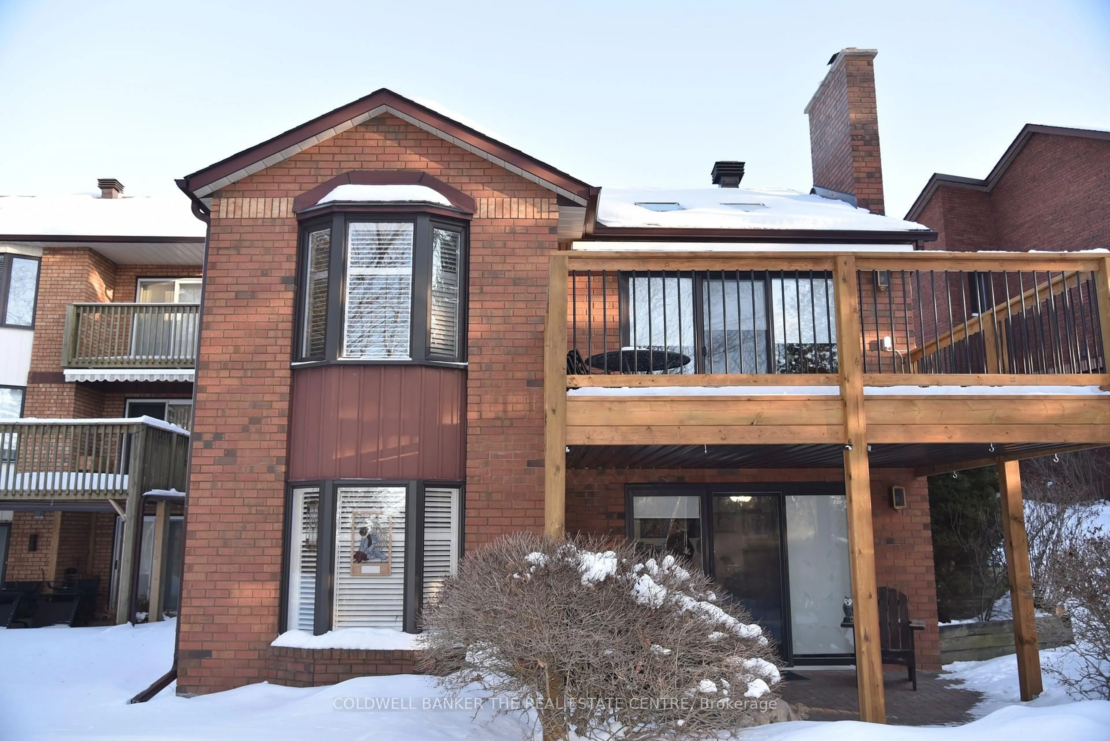 Home with brick exterior material, unknown for 110 Riverview Rd, New Tecumseth Ontario L9R 1S4