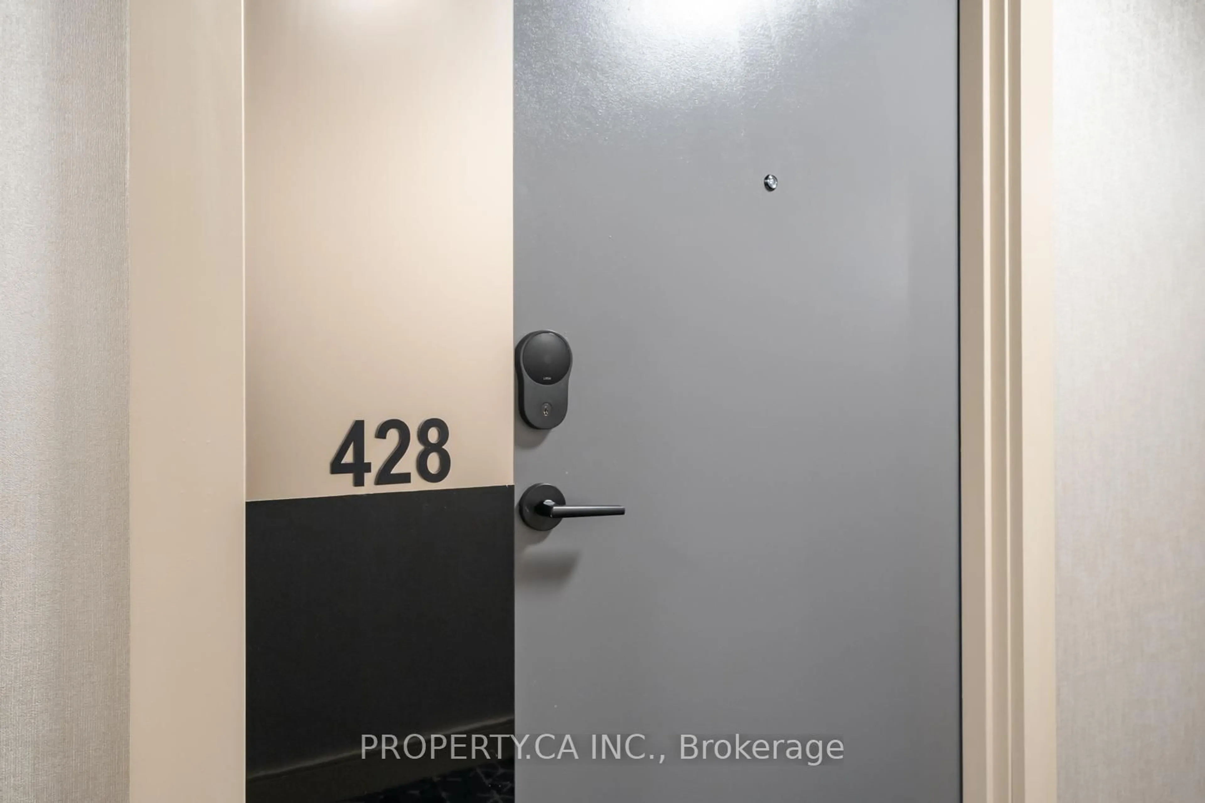Indoor entryway for 11750 Ninth Line #428B, Whitchurch-Stouffville Ontario L4A 5G1