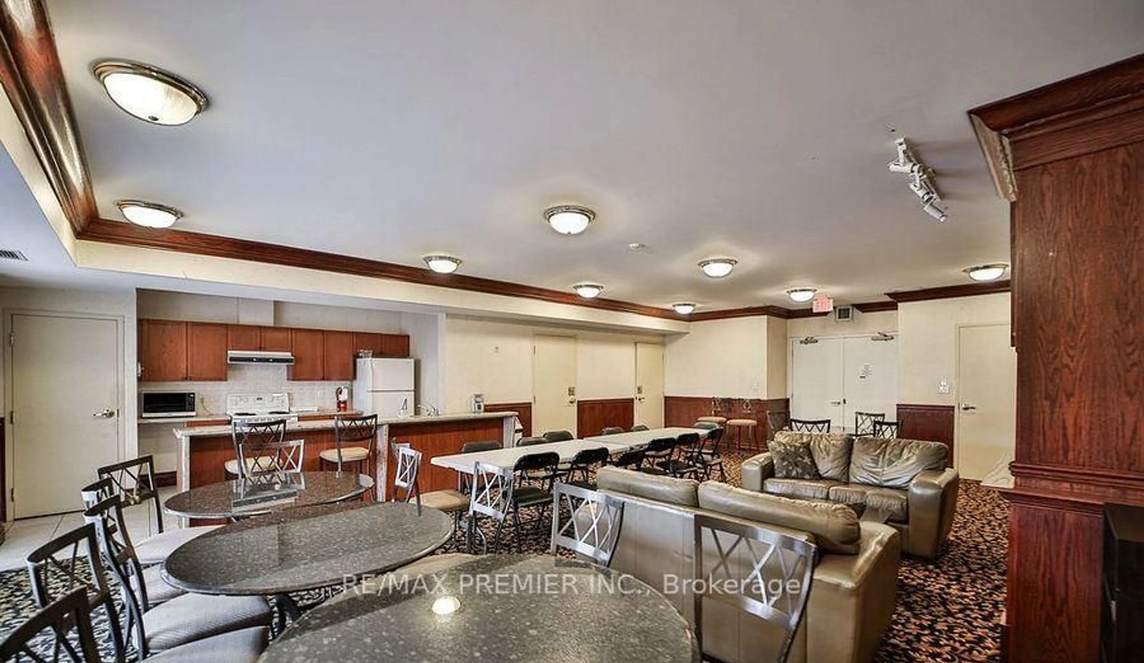 Unknown for 33 Wallace St #115, Vaughan Ontario L4L 9L4